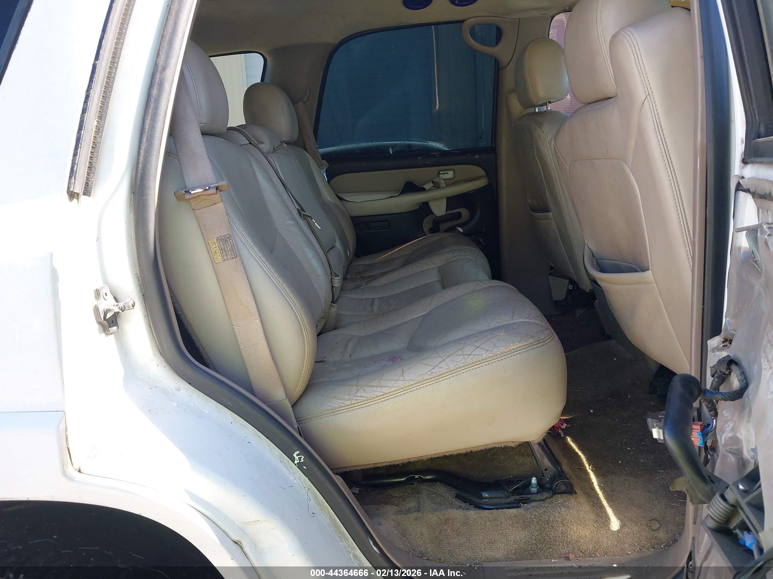 CHEVROLET TAHOE image 8