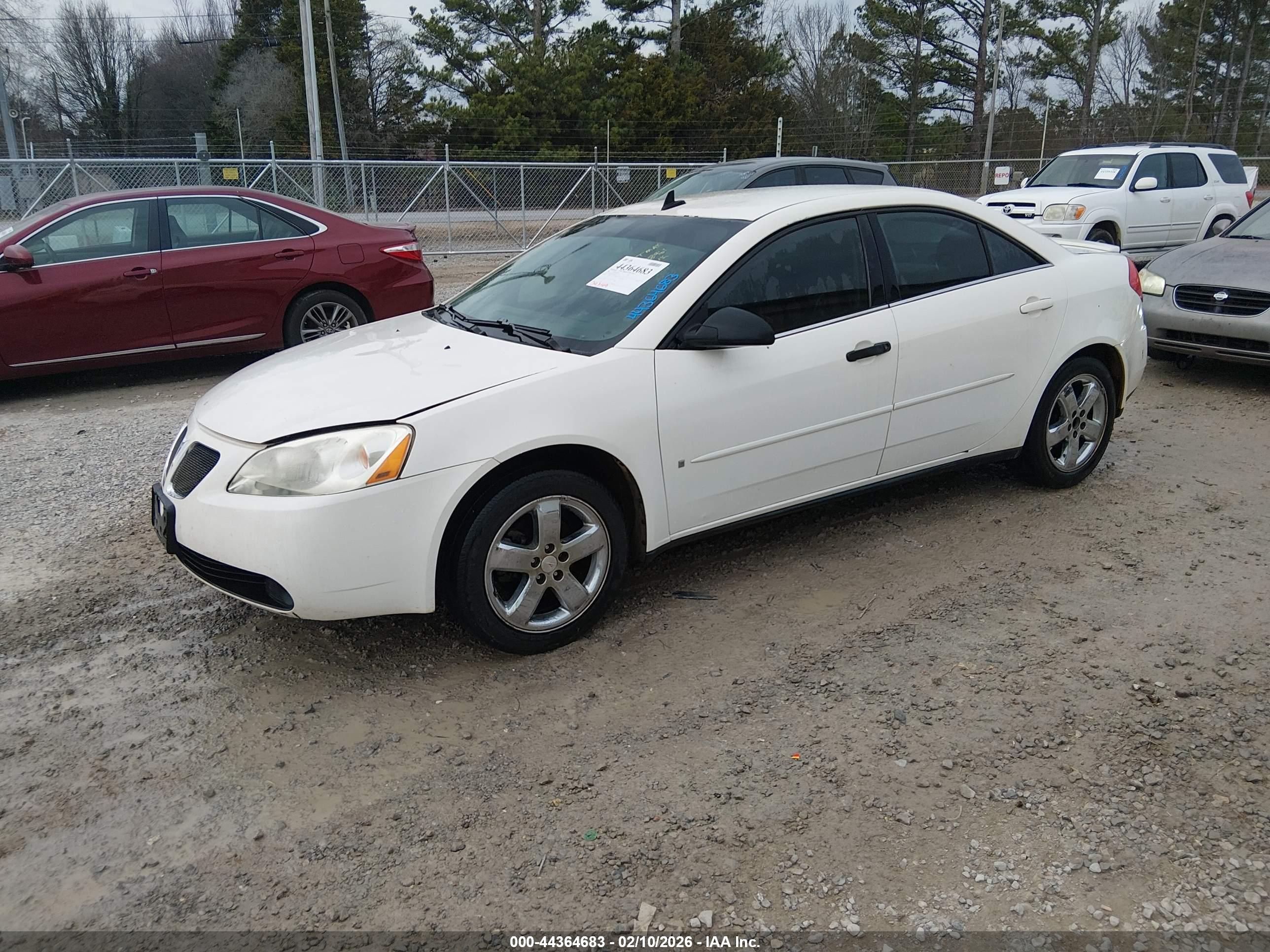 PONTIAC G6 image 2
