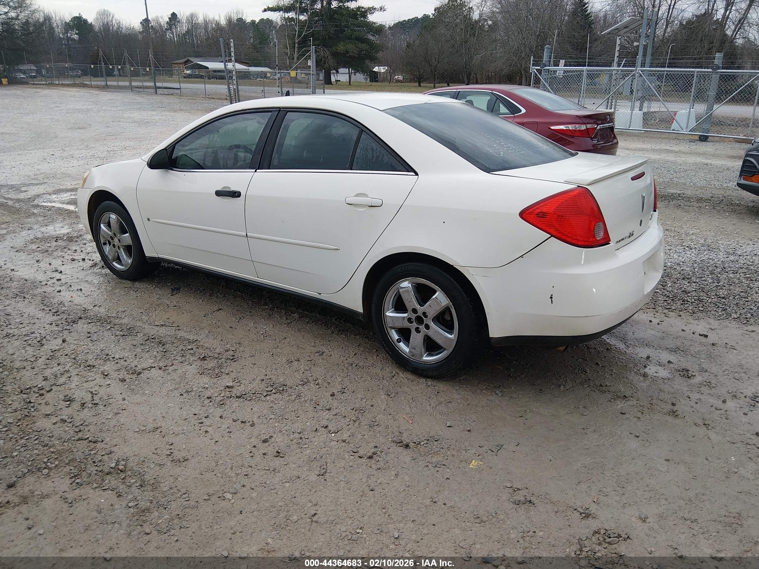 PONTIAC G6 image 3