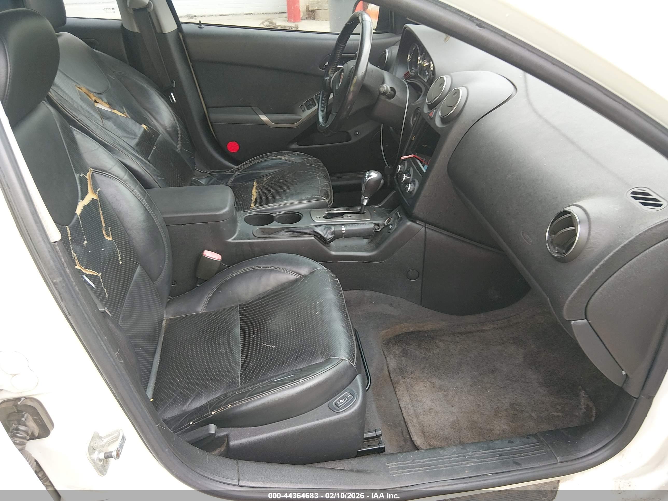 PONTIAC G6 image 5