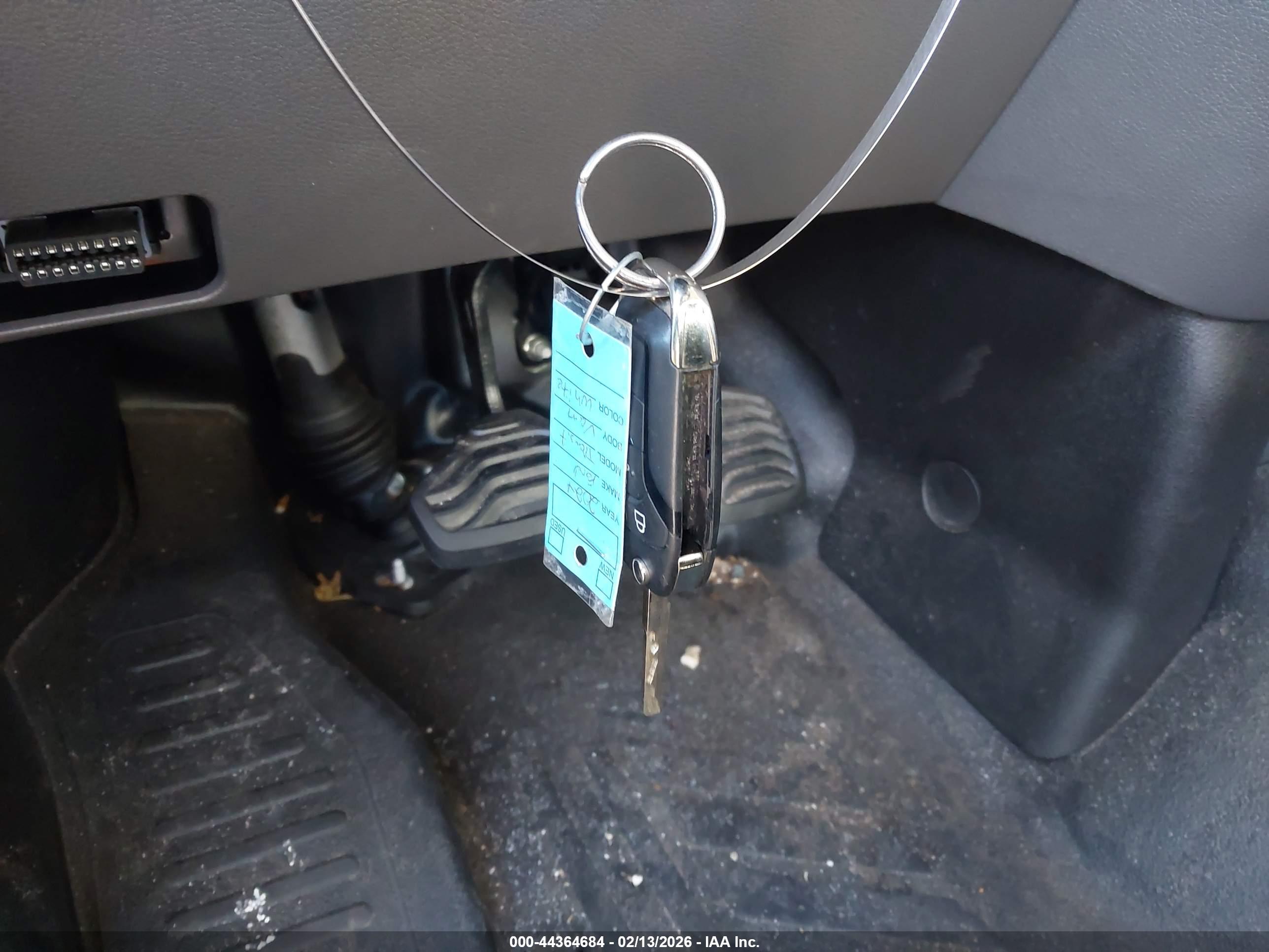 FORD TRANSIT-250 image 11