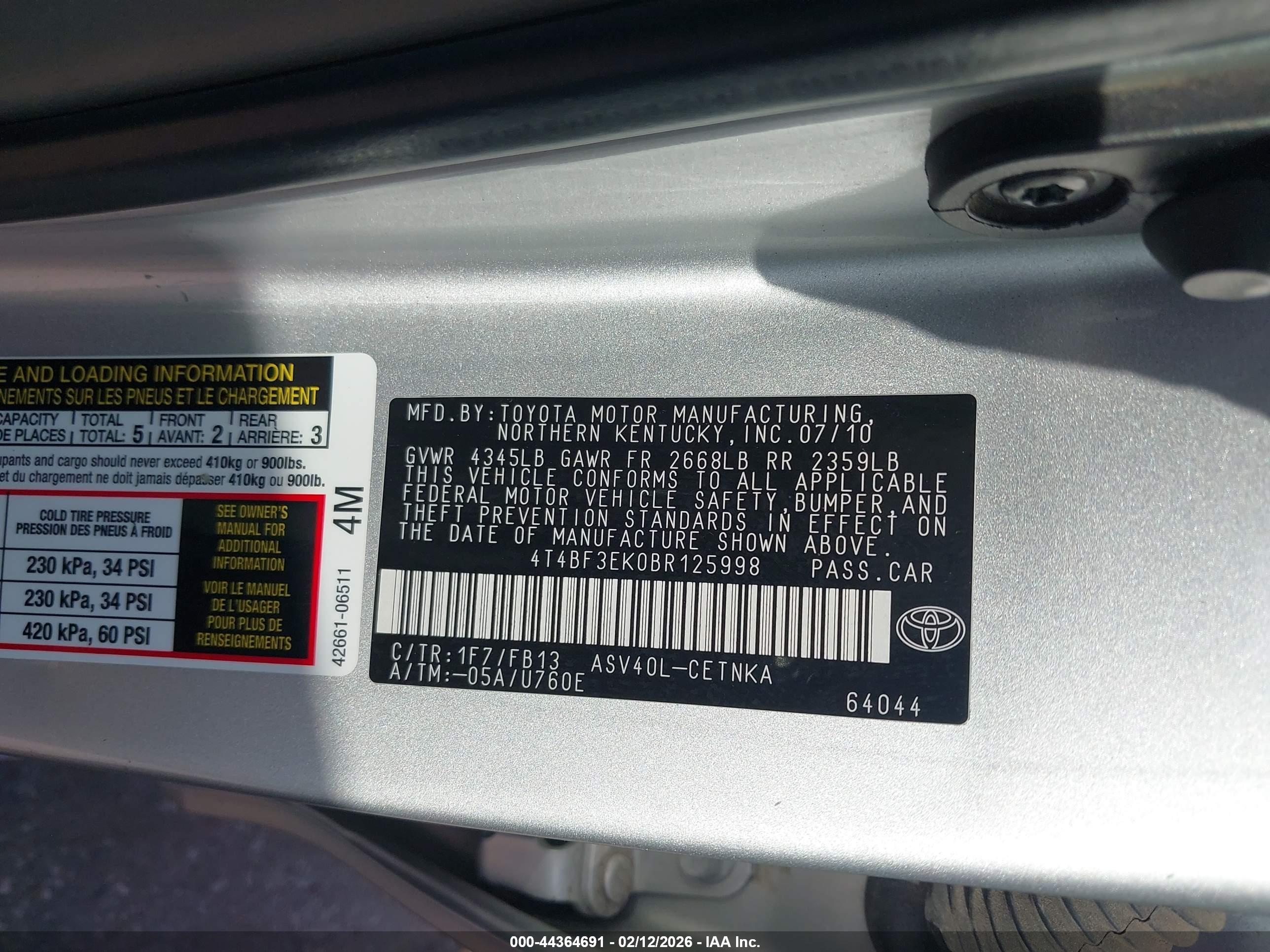 TOYOTA CAMRY image 9