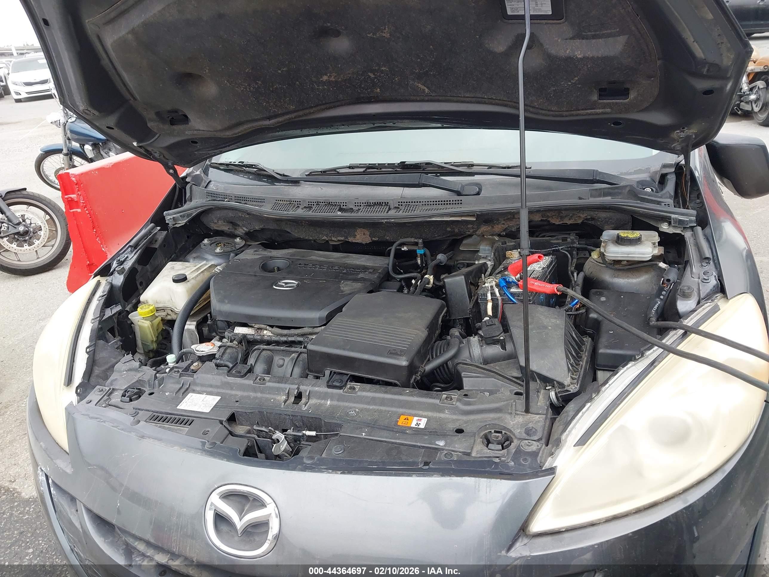 MAZDA MAZDA5 image 10