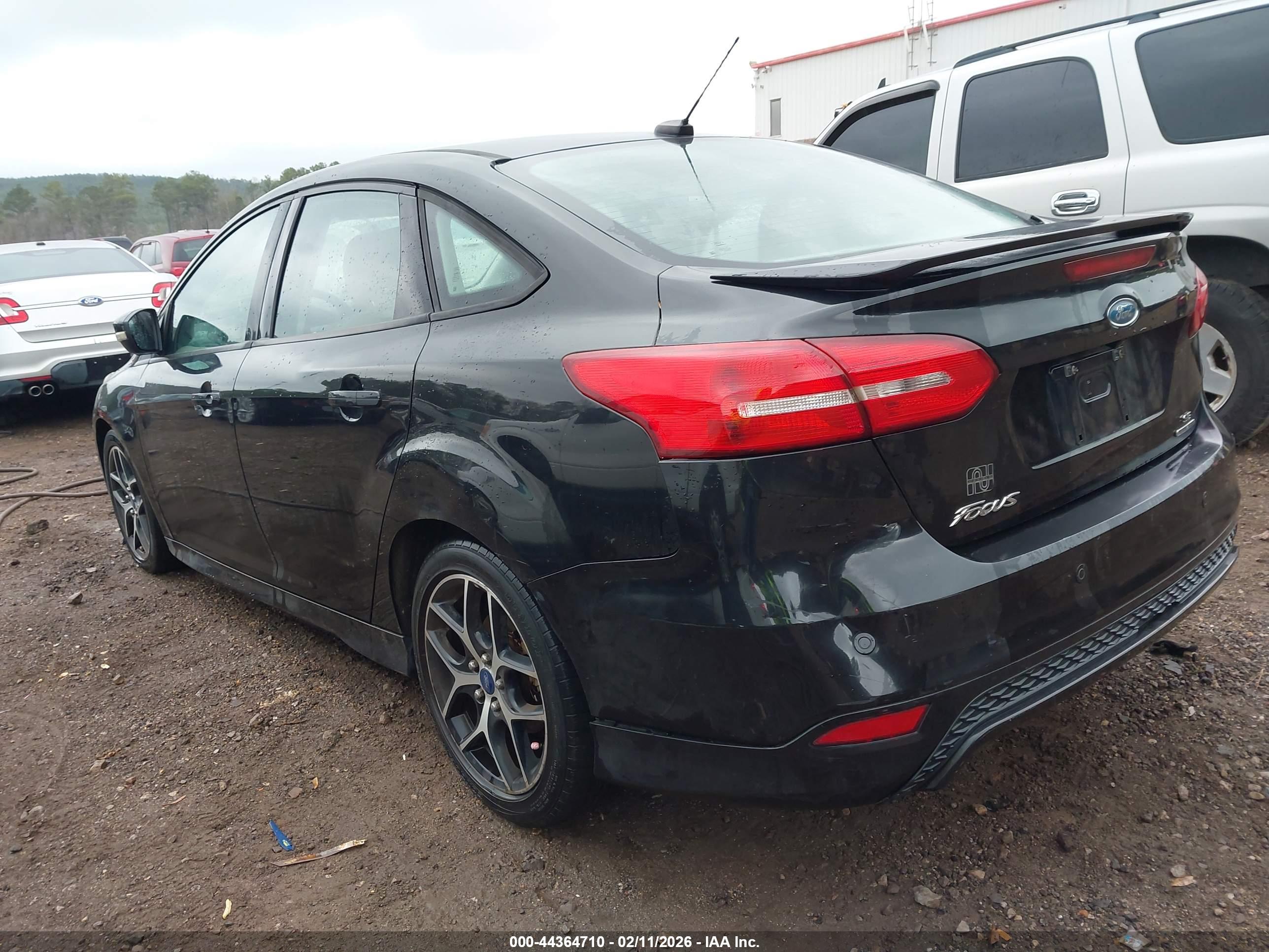 FORD FOCUS image 3