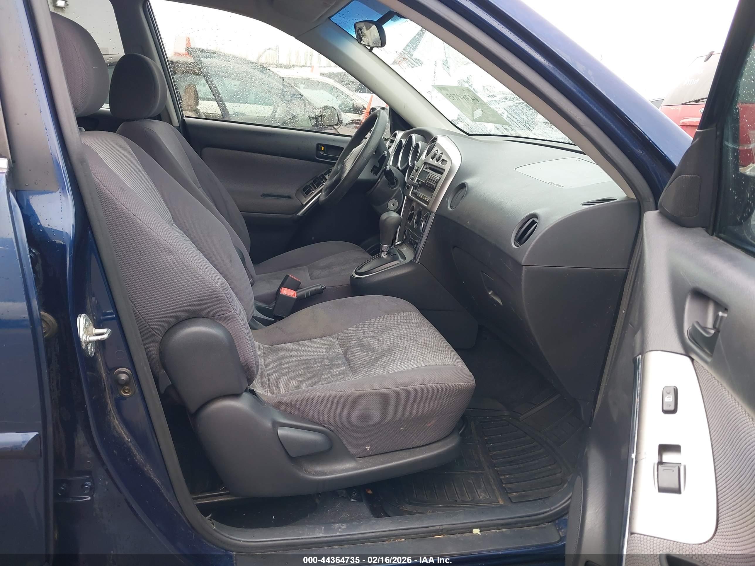 PONTIAC VIBE image 5