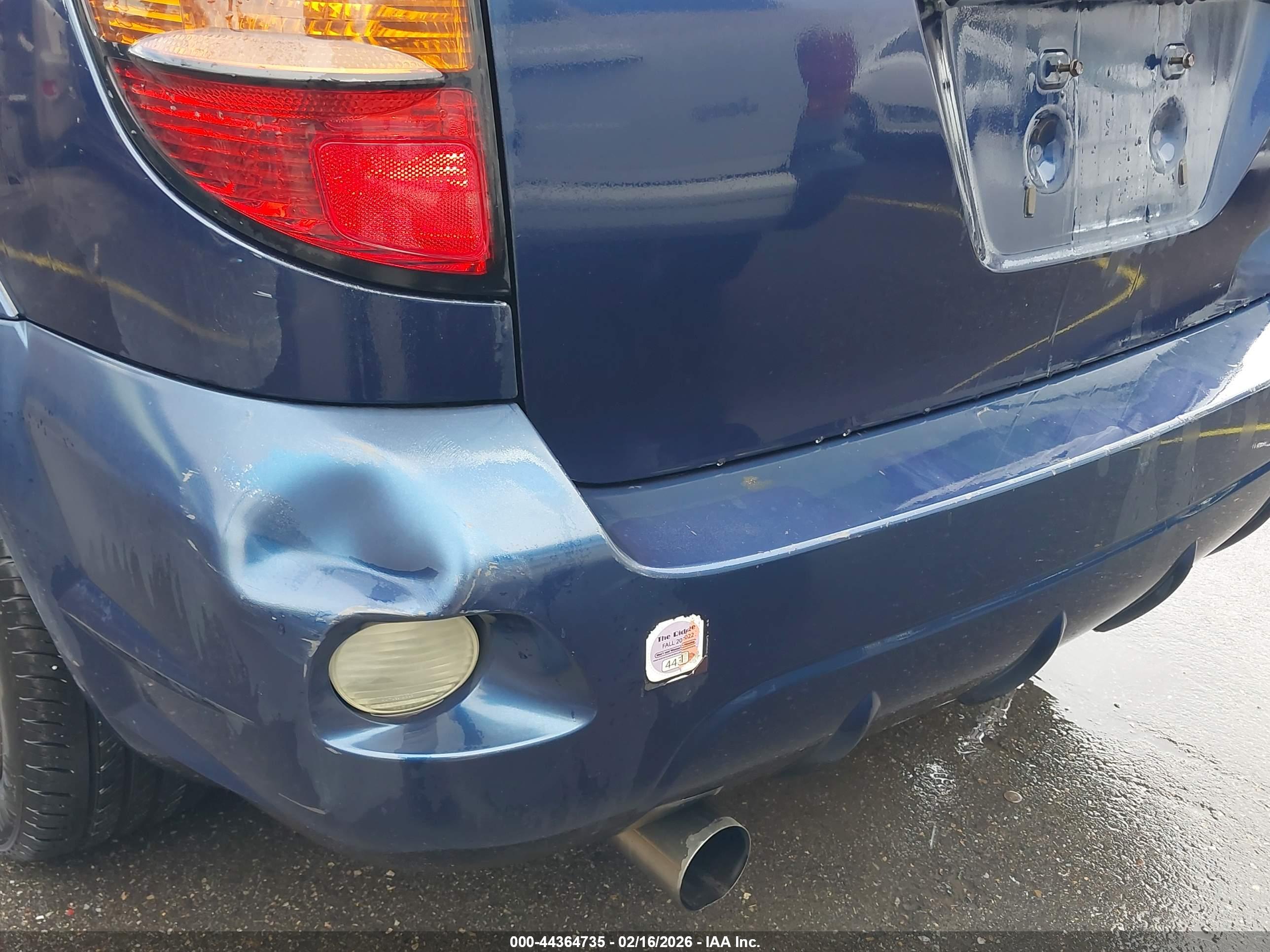 PONTIAC VIBE image 6