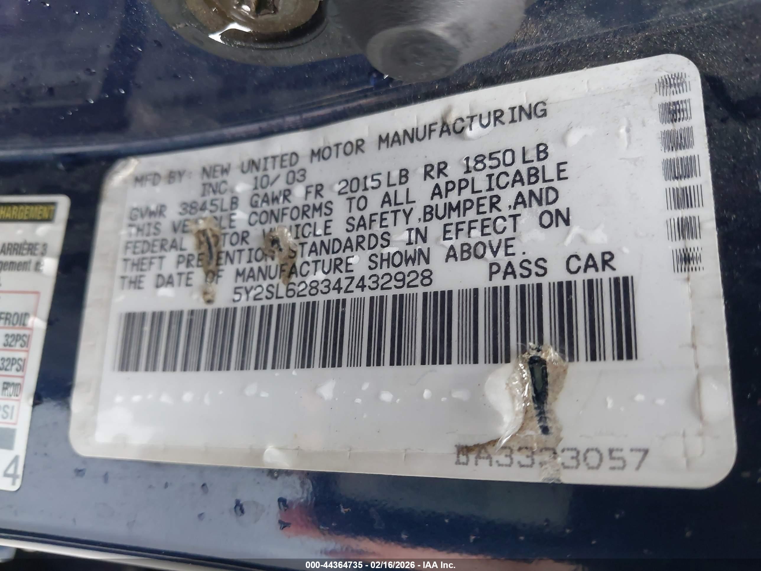 PONTIAC VIBE image 9
