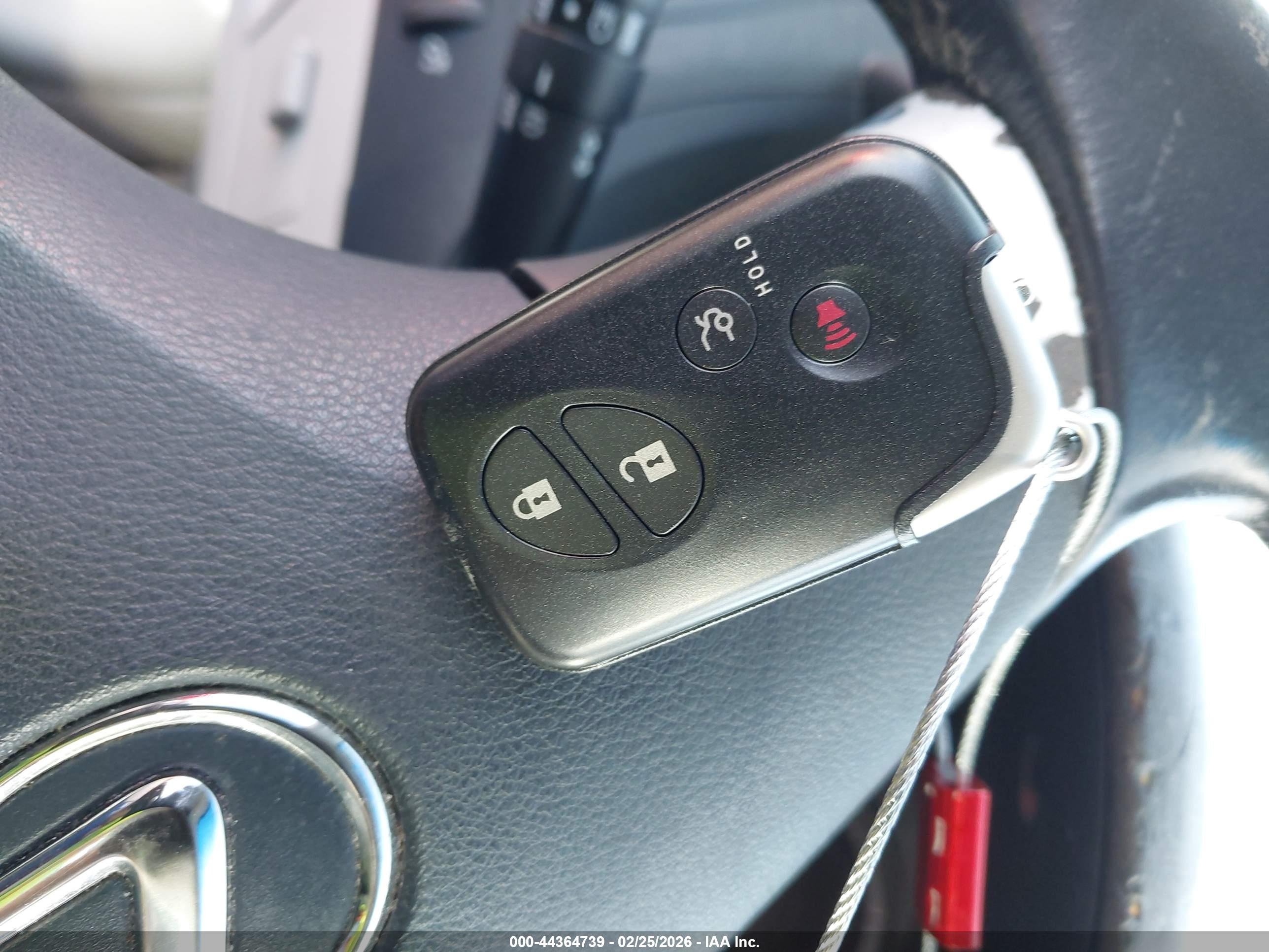 LEXUS ES image 11
