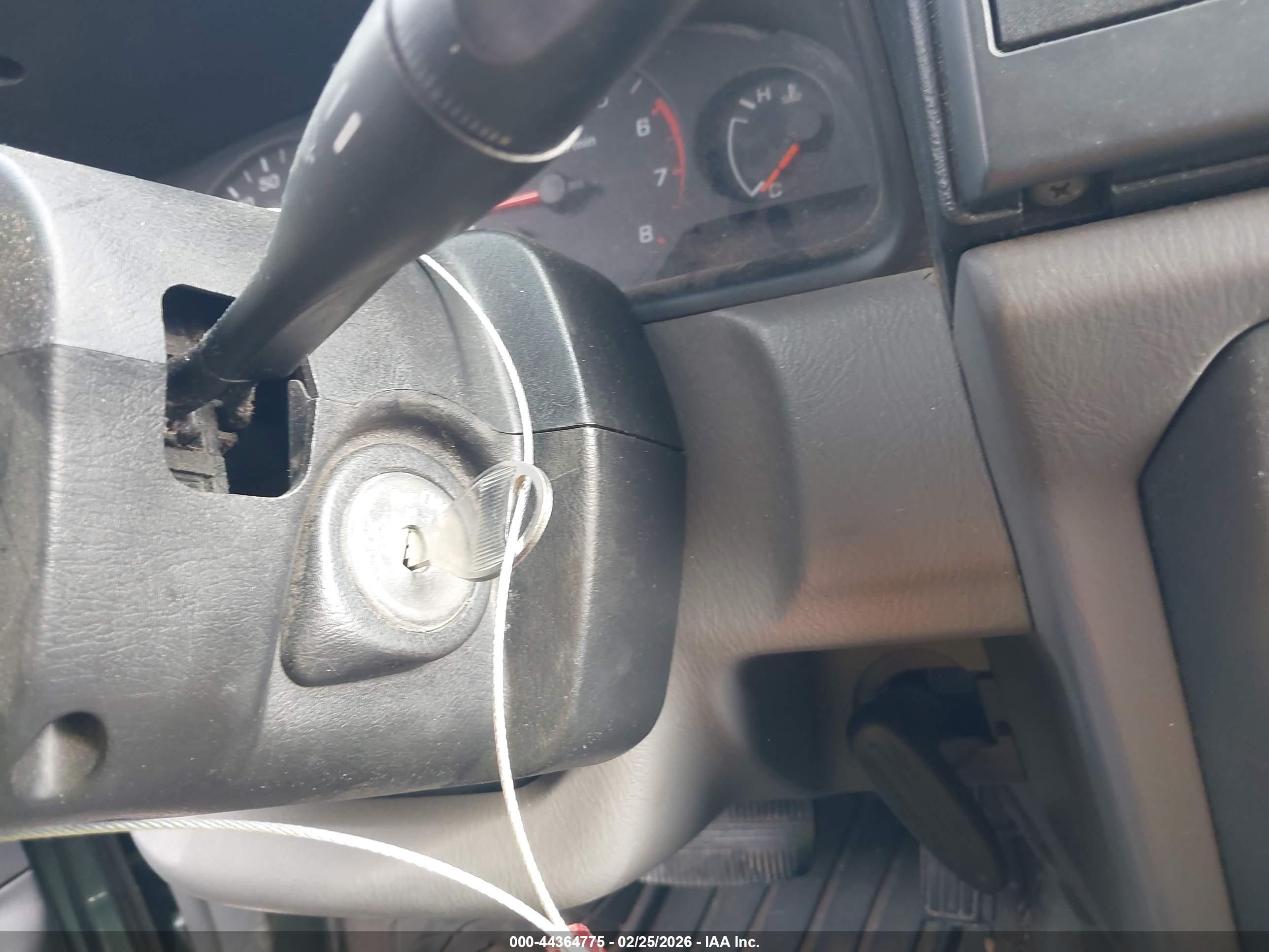 NISSAN XTERRA image 11
