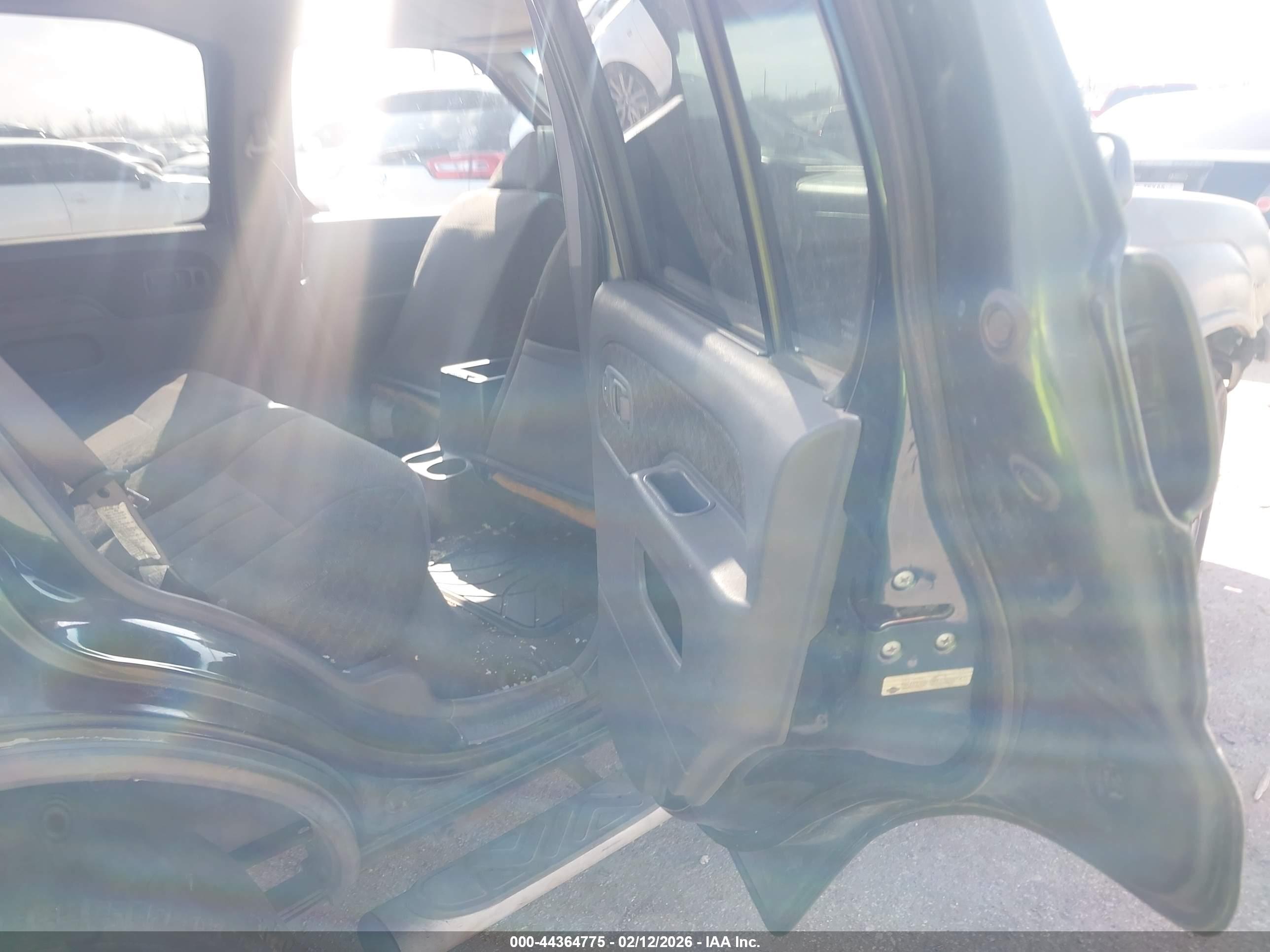 NISSAN XTERRA image 8
