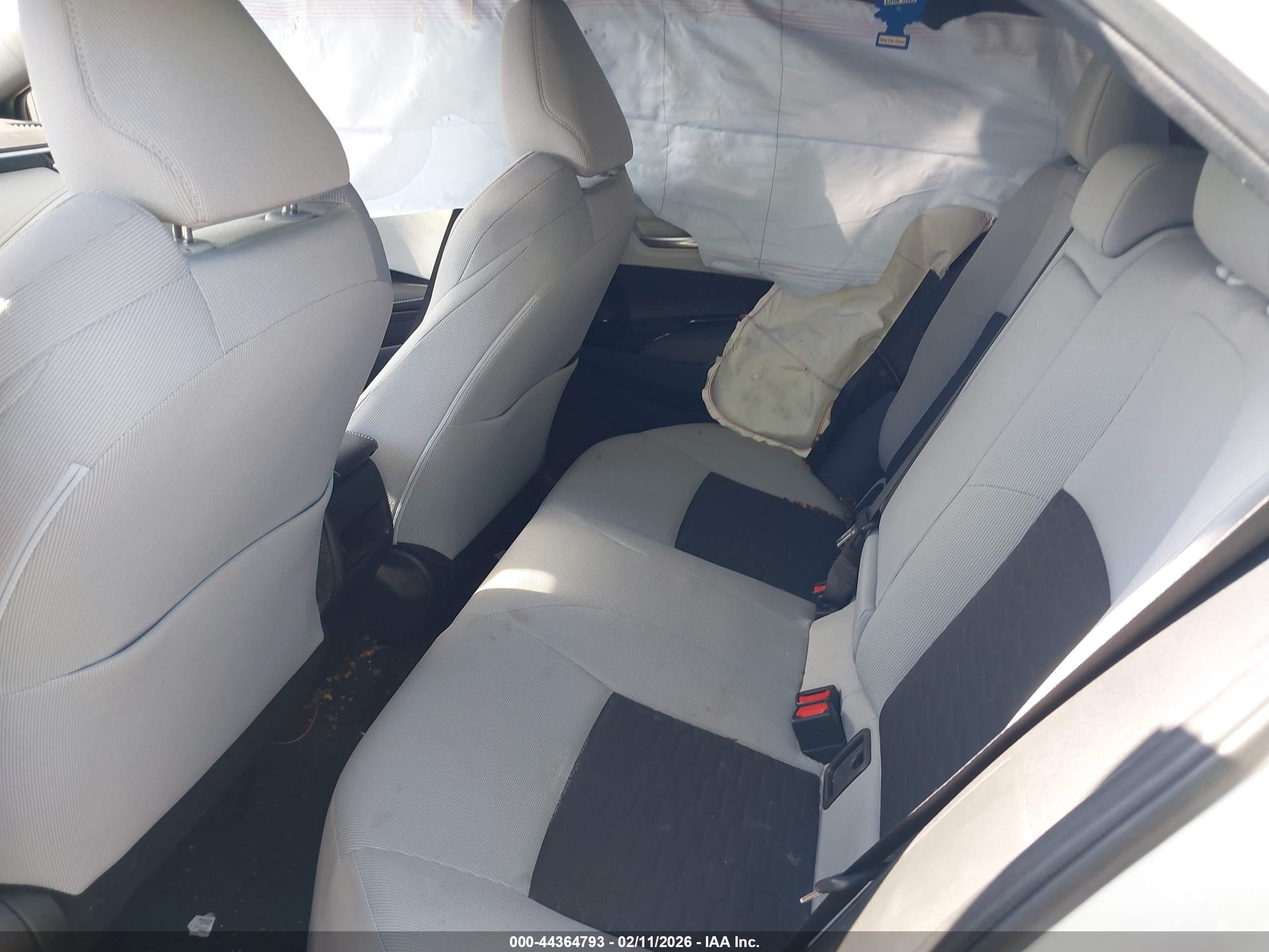 TOYOTA COROLLA image 8