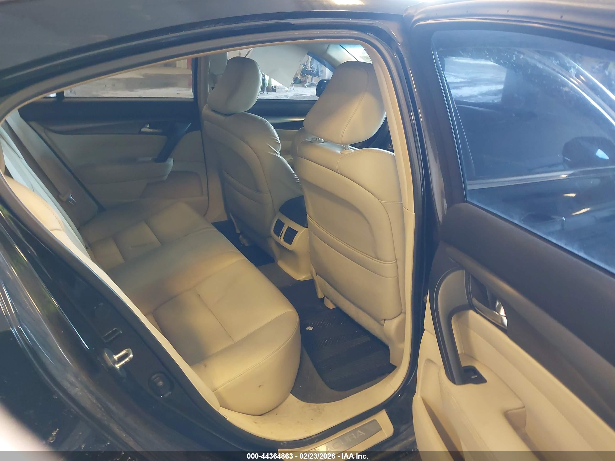 ACURA TL image 8