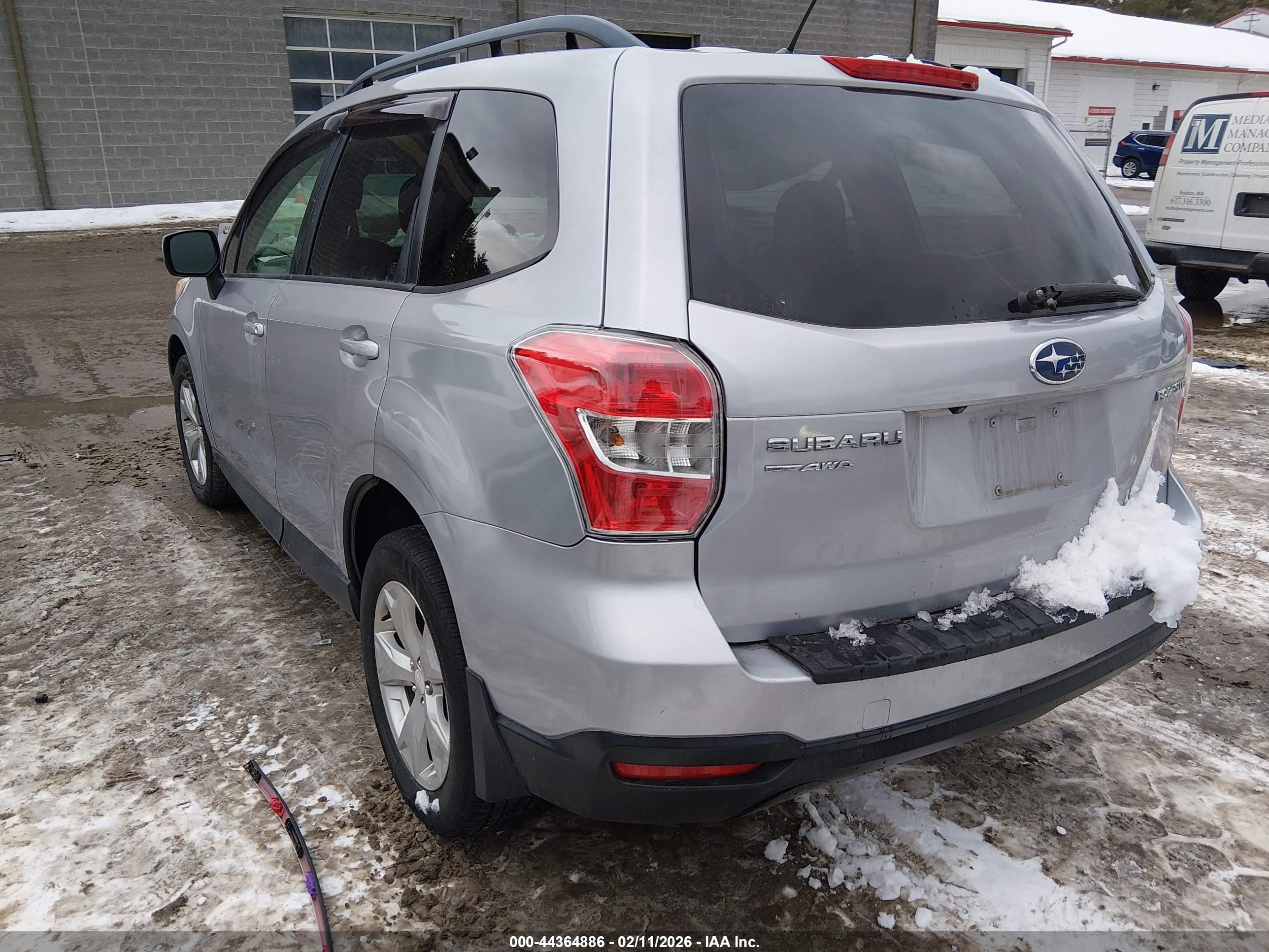 SUBARU FORESTER image 3