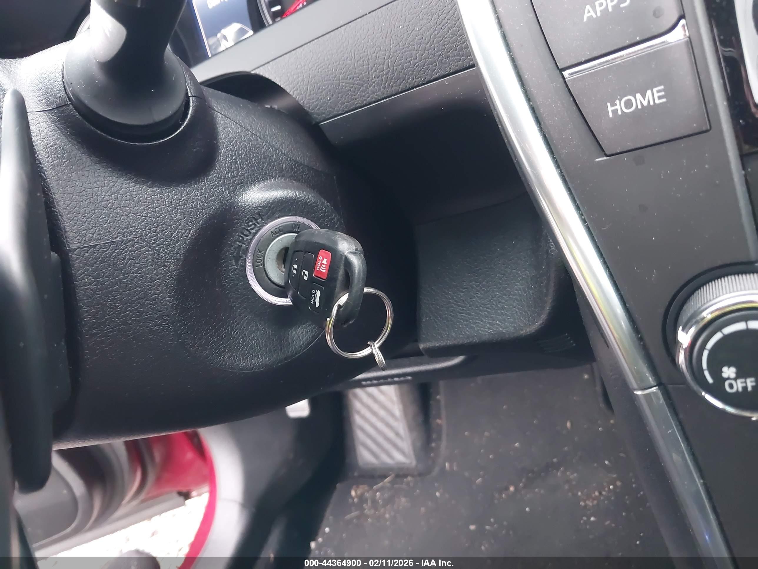 TOYOTA CAMRY image 11