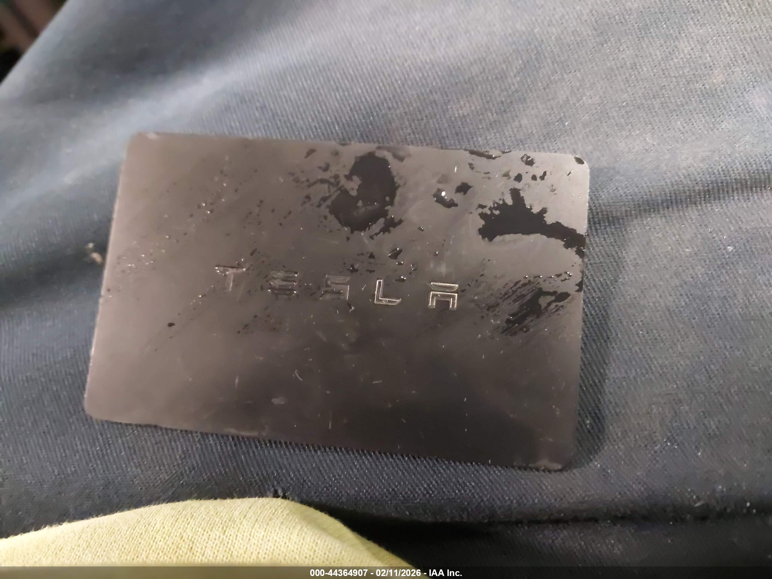 TESLA MODEL image 11