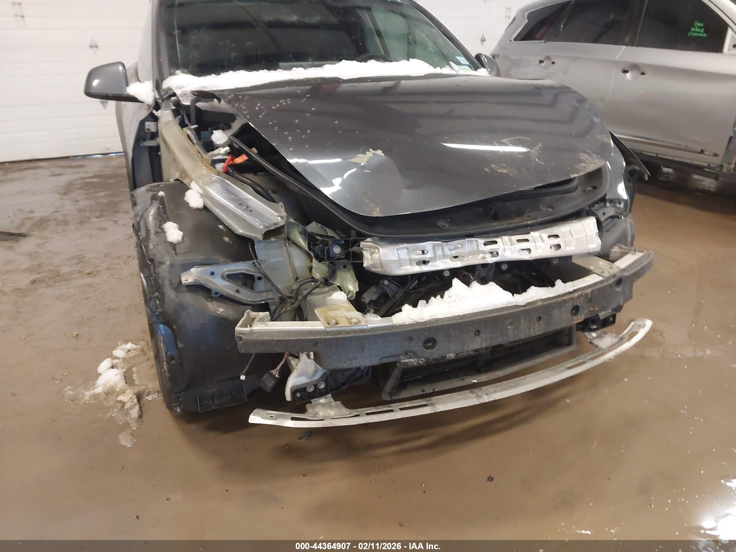 TESLA MODEL image 6