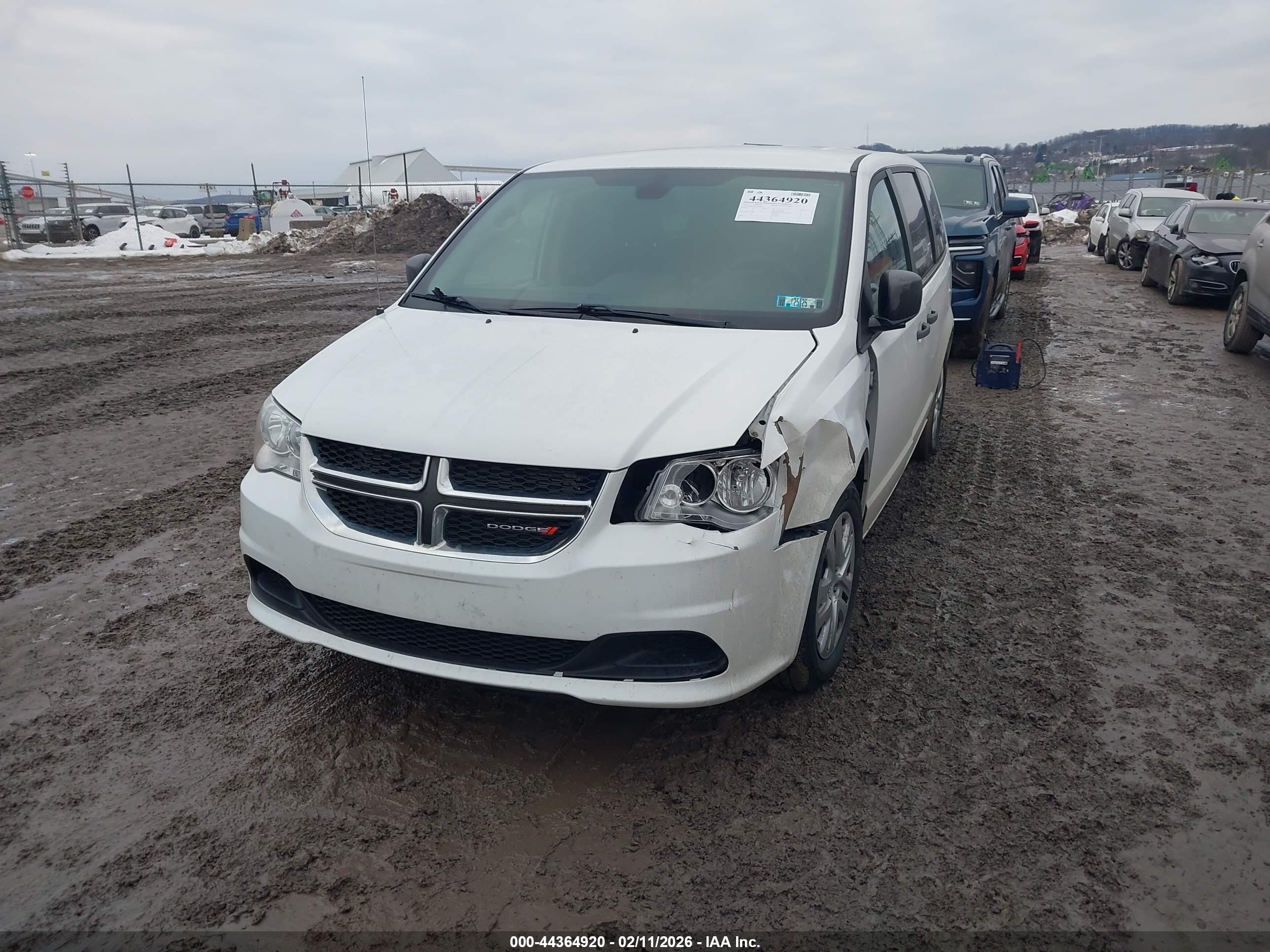 DODGE GRAND image 2