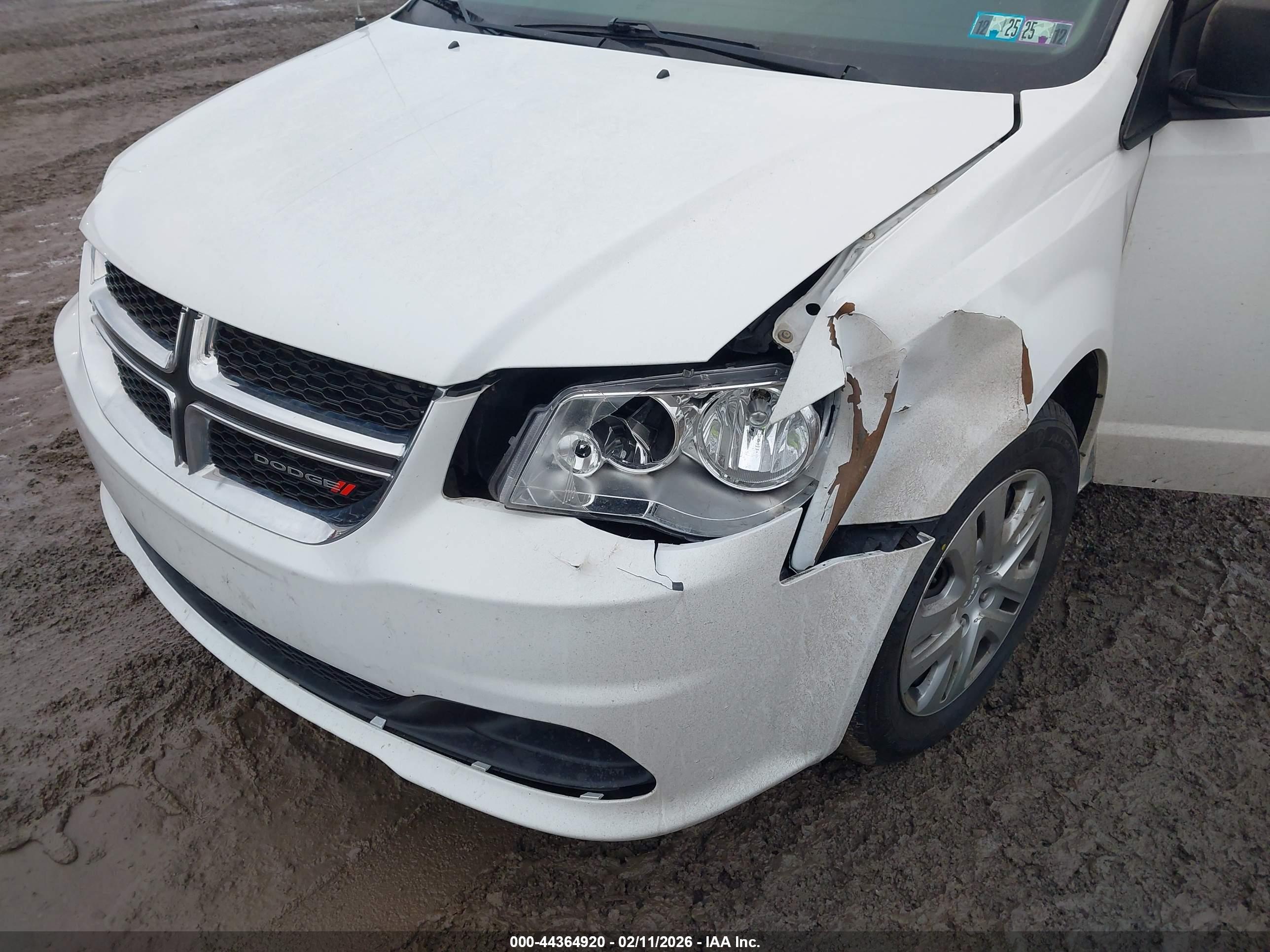DODGE GRAND image 6