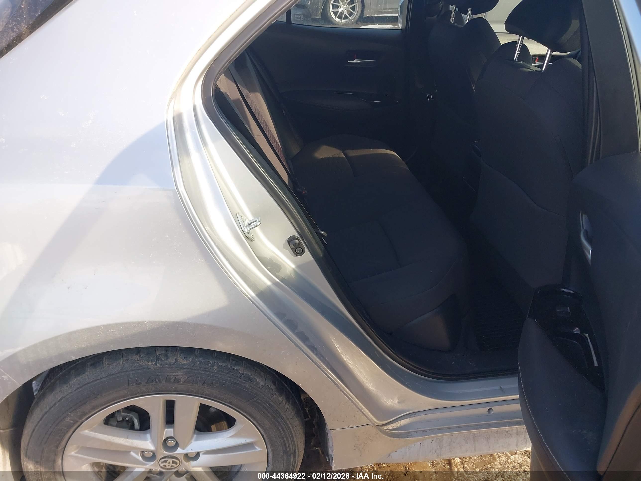TOYOTA COROLLA image 8