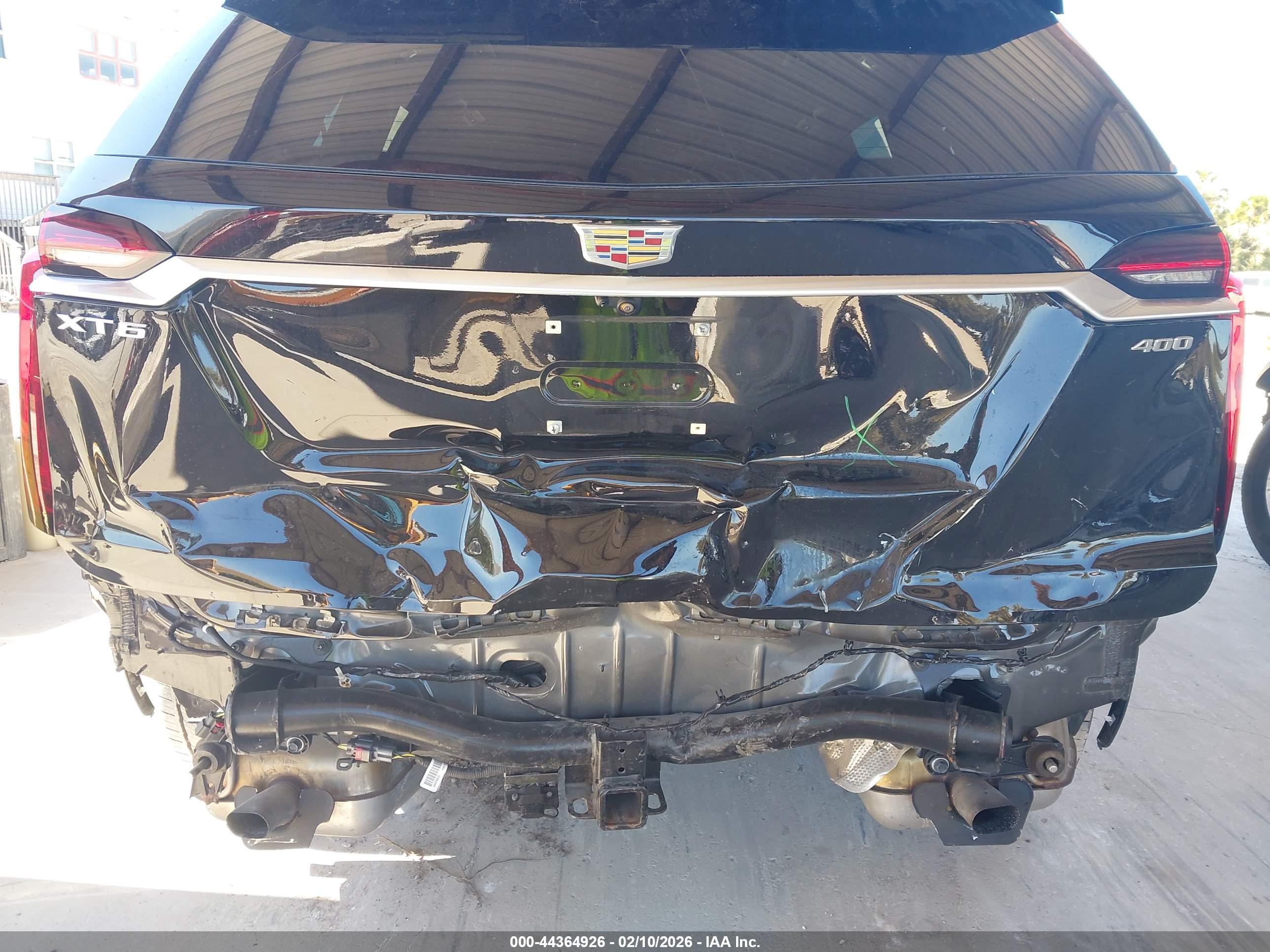 CADILLAC XT6 image 6