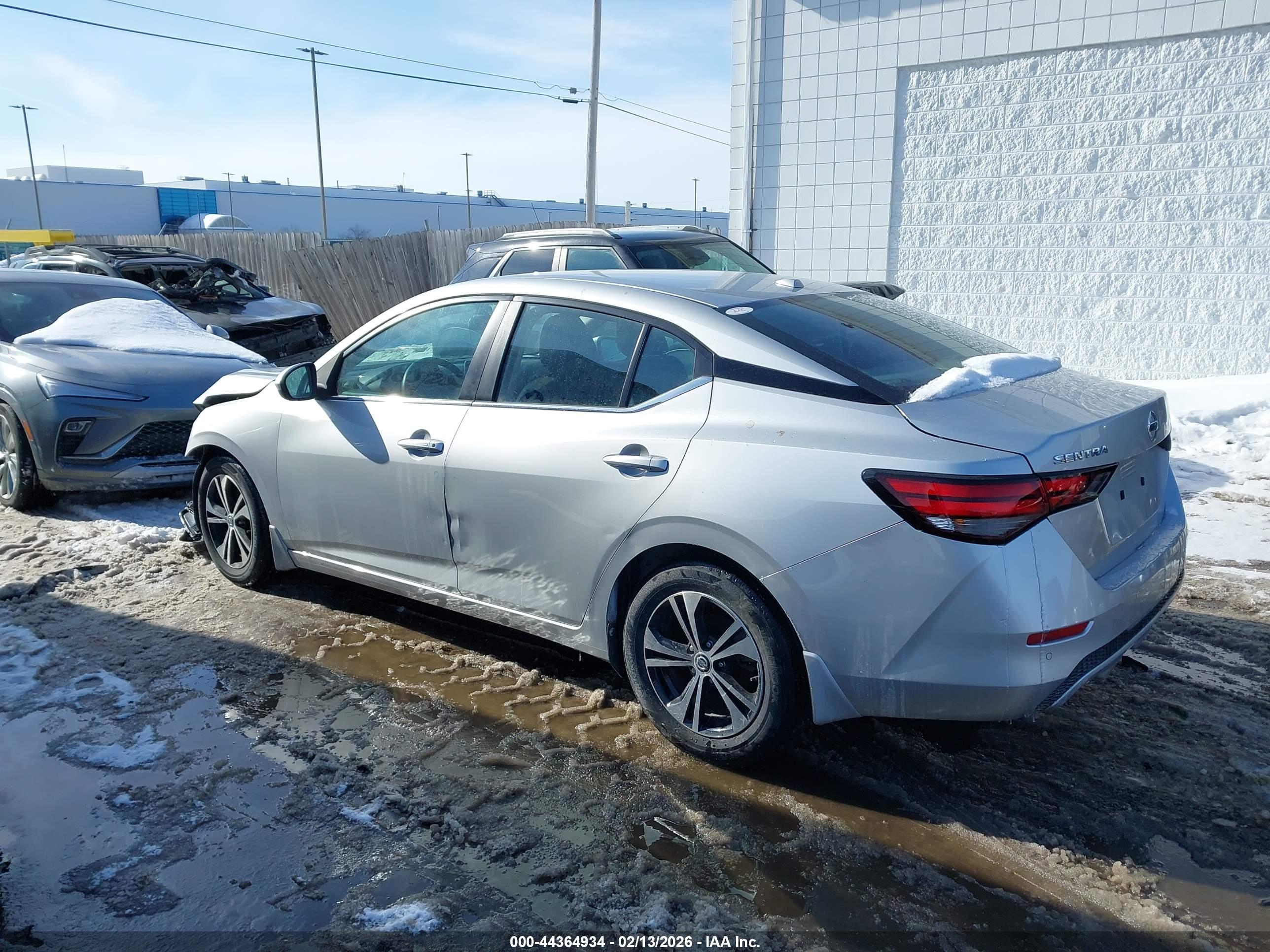 NISSAN SENTRA image 3