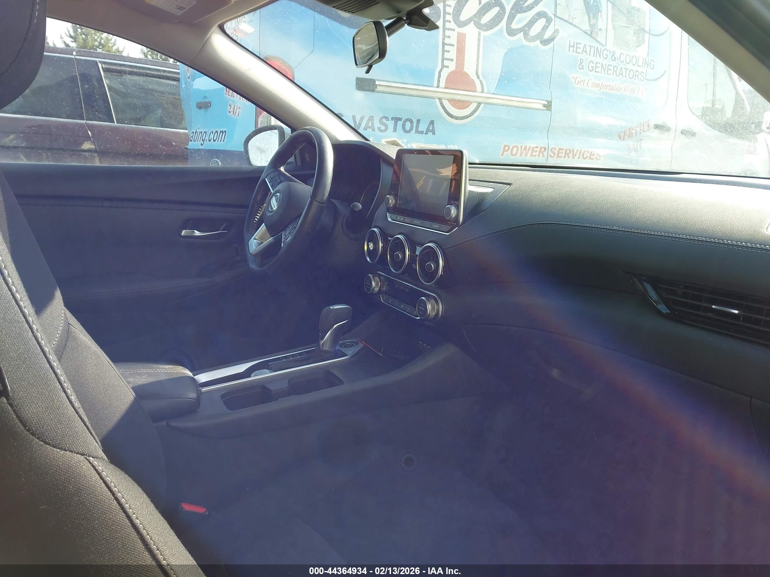 NISSAN SENTRA image 5