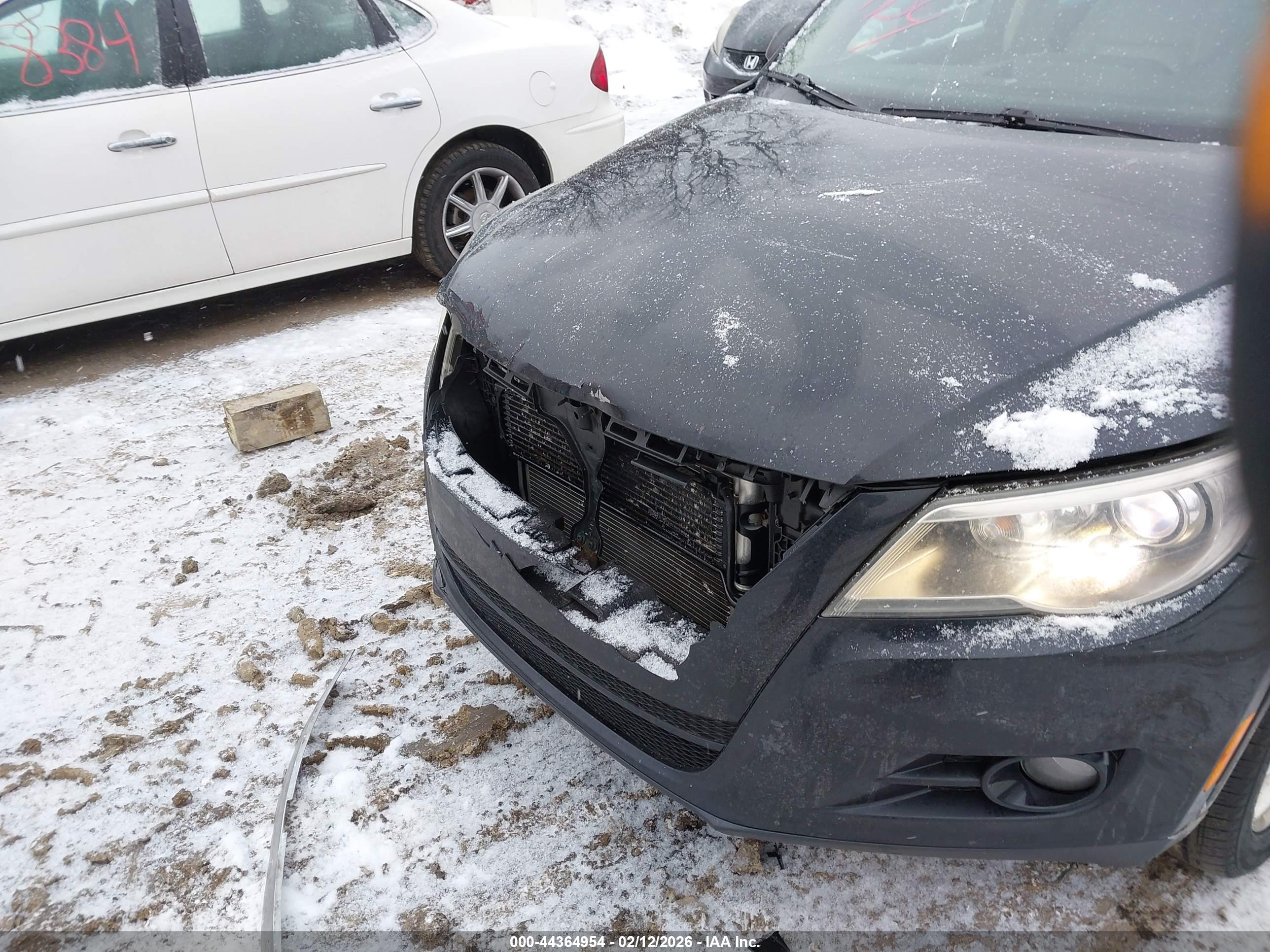VOLKSWAGEN TIGUAN image 6