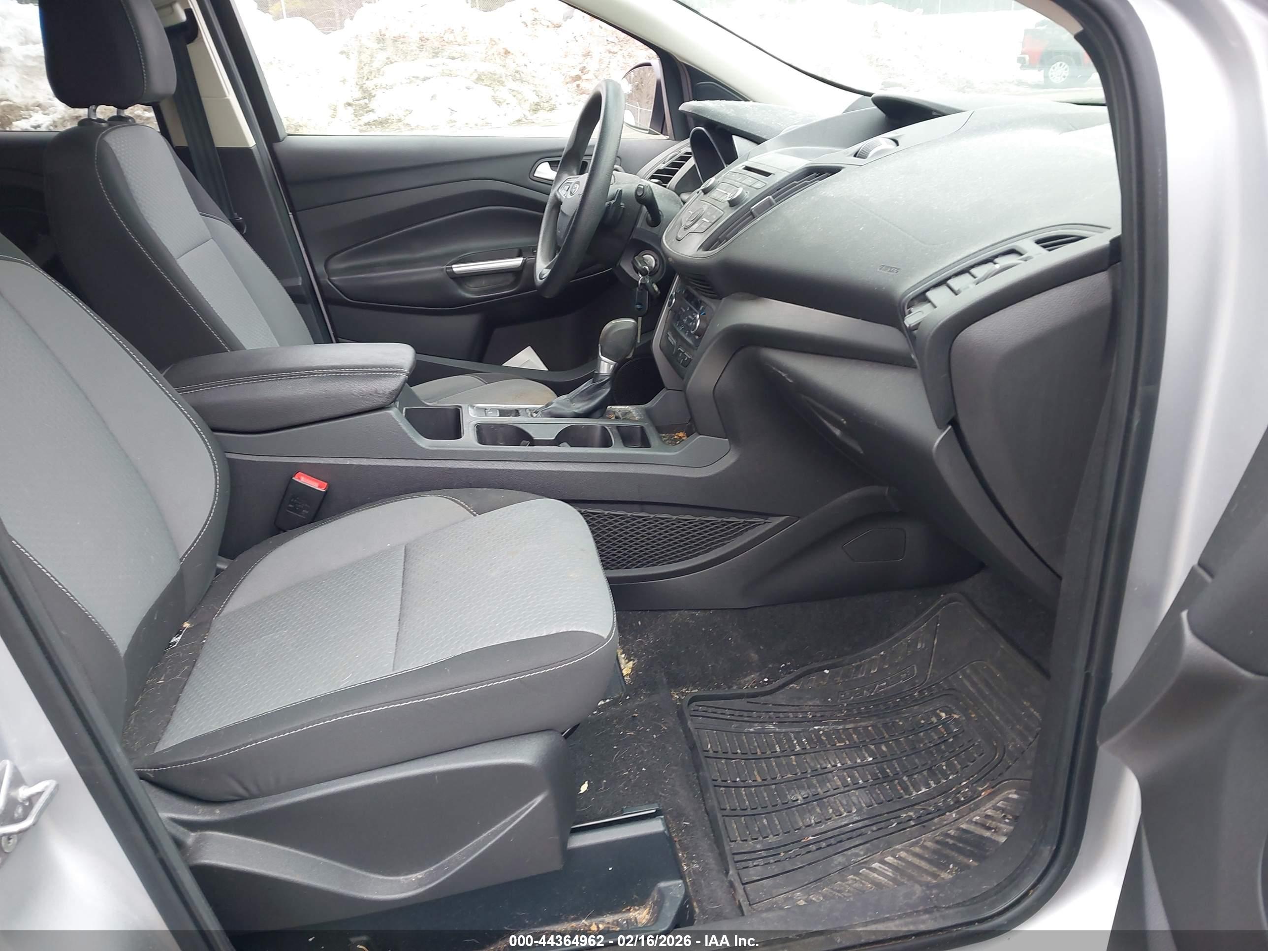 FORD ESCAPE image 5
