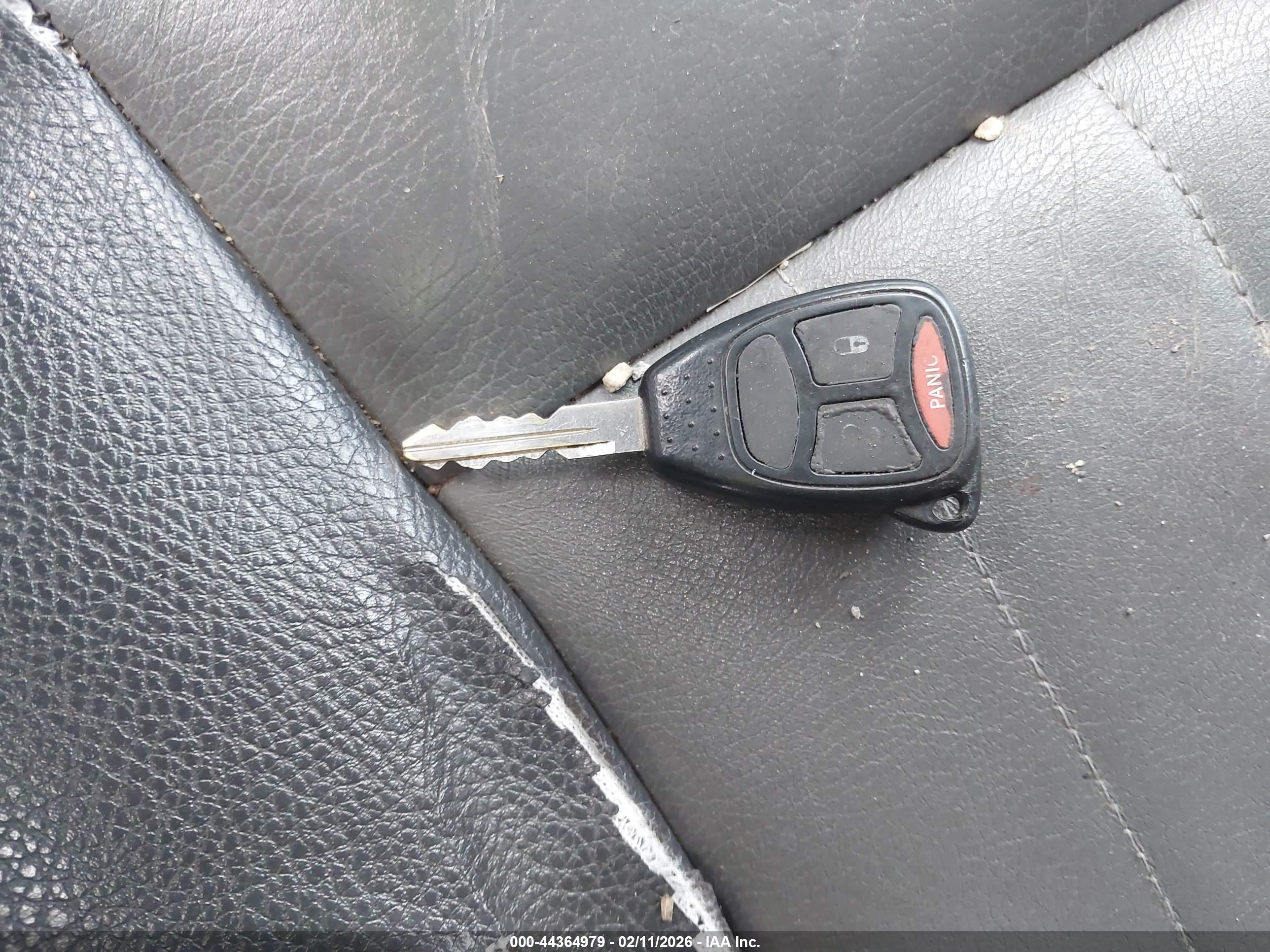 DODGE DAKOTA image 11