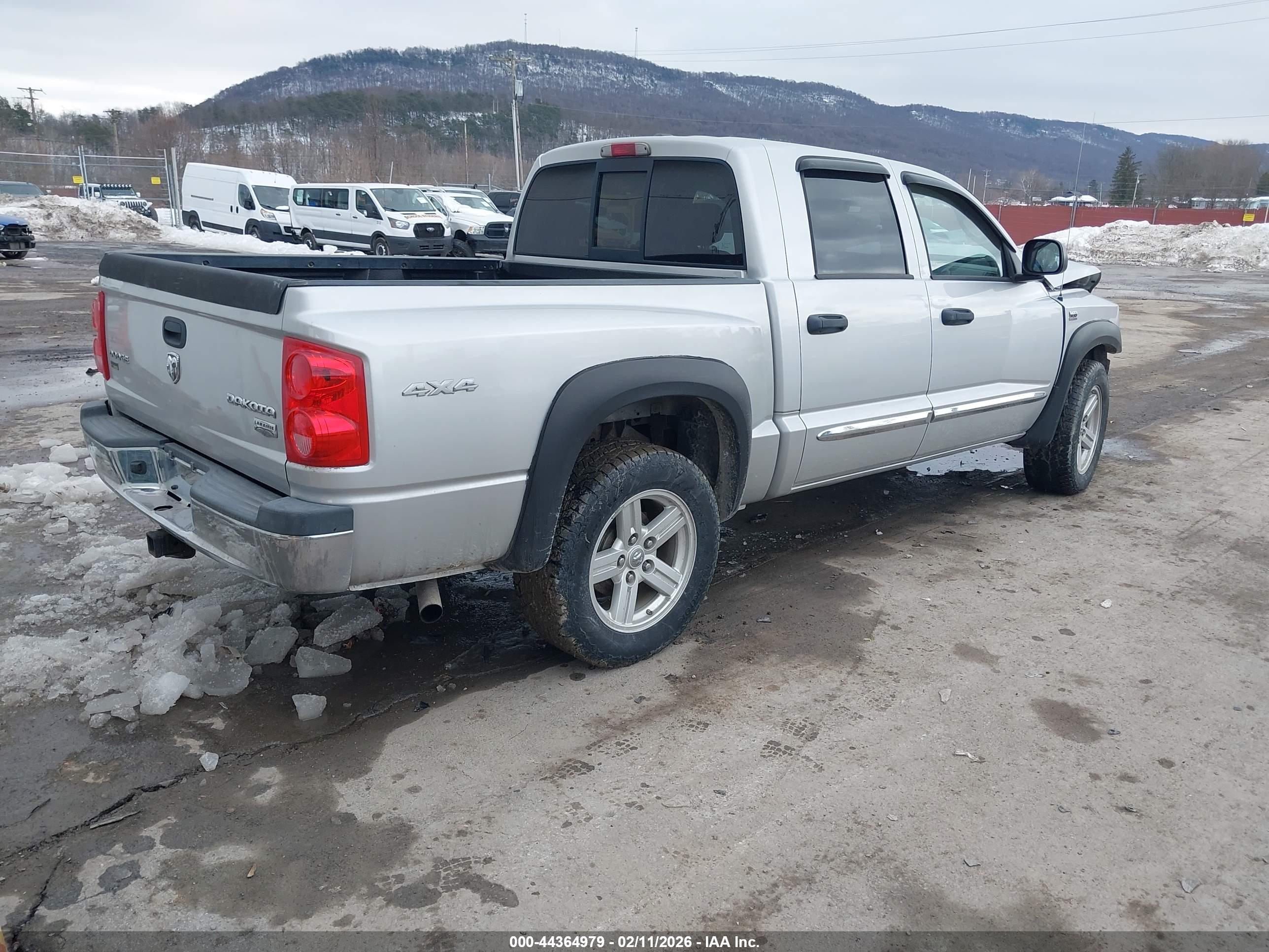 DODGE DAKOTA image 4
