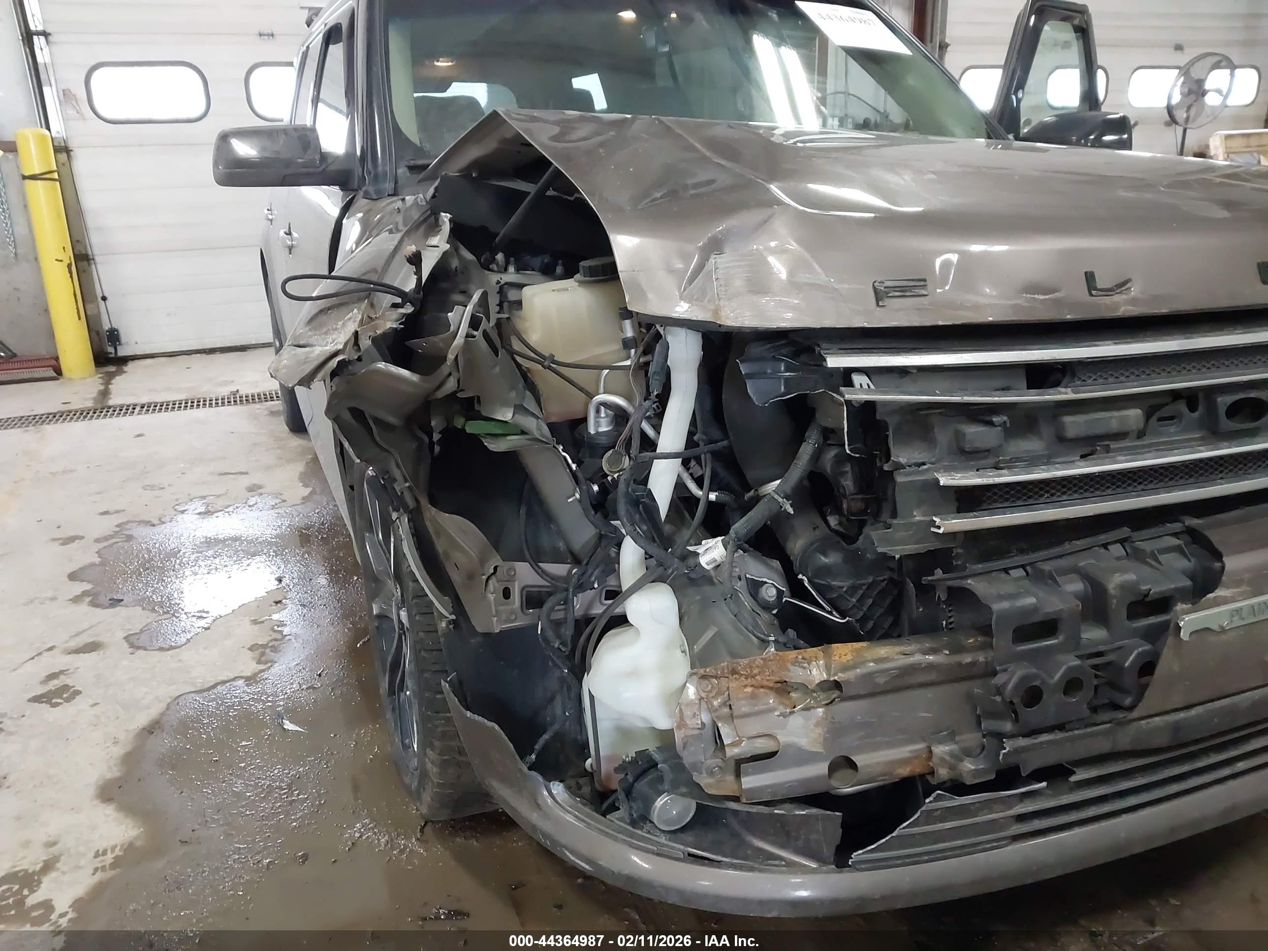 FORD FLEX image 6