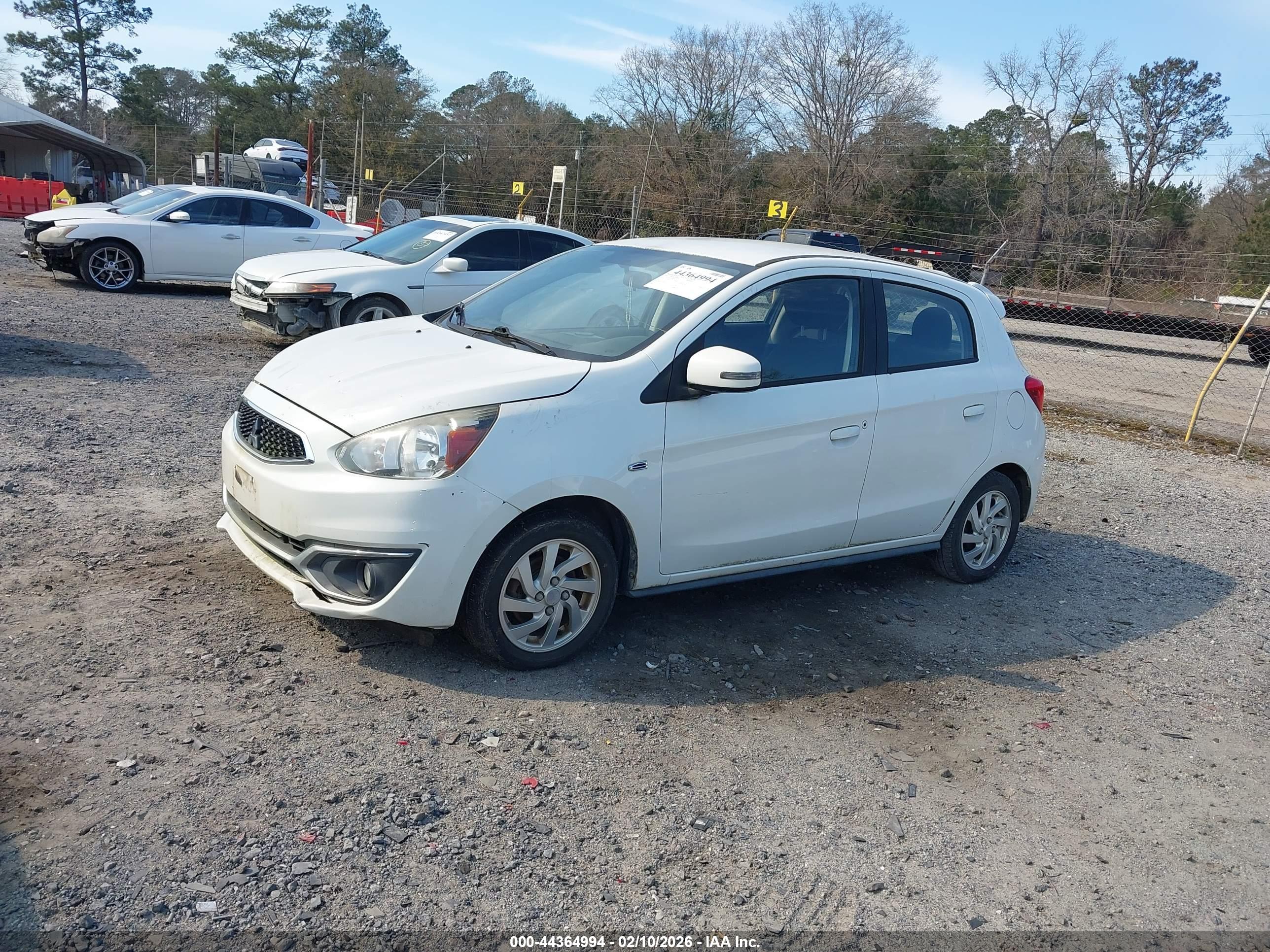 MITSUBISHI MIRAGE image 2