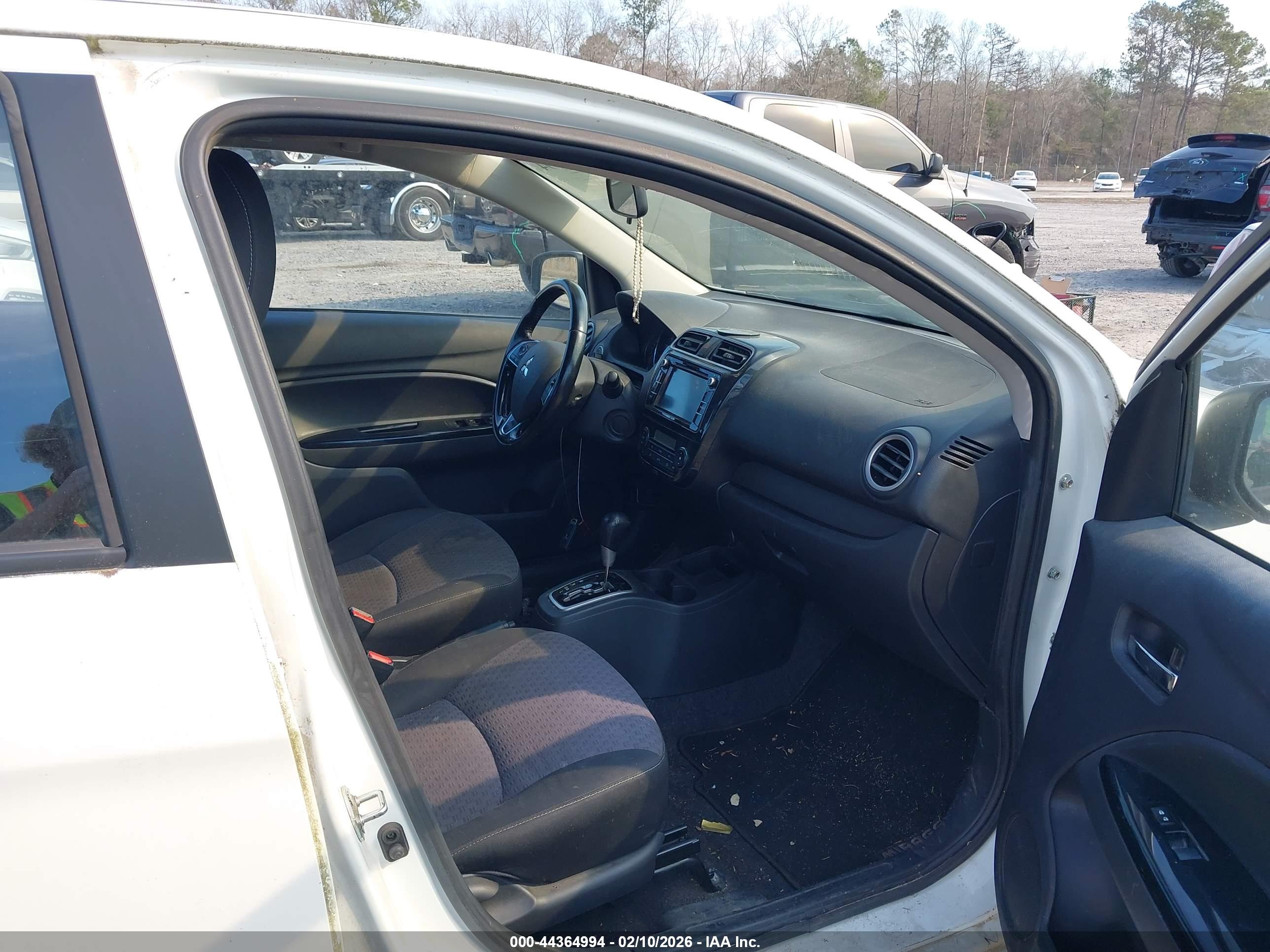MITSUBISHI MIRAGE image 5