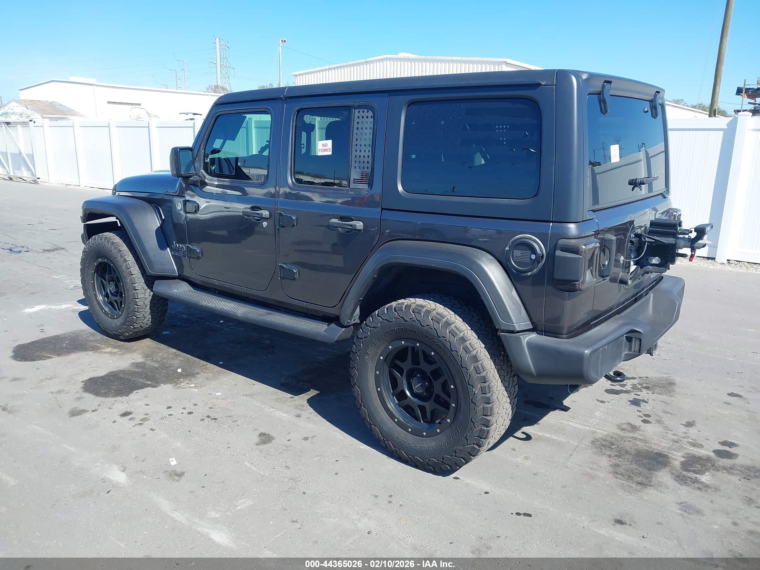 JEEP WRANGLER image 3