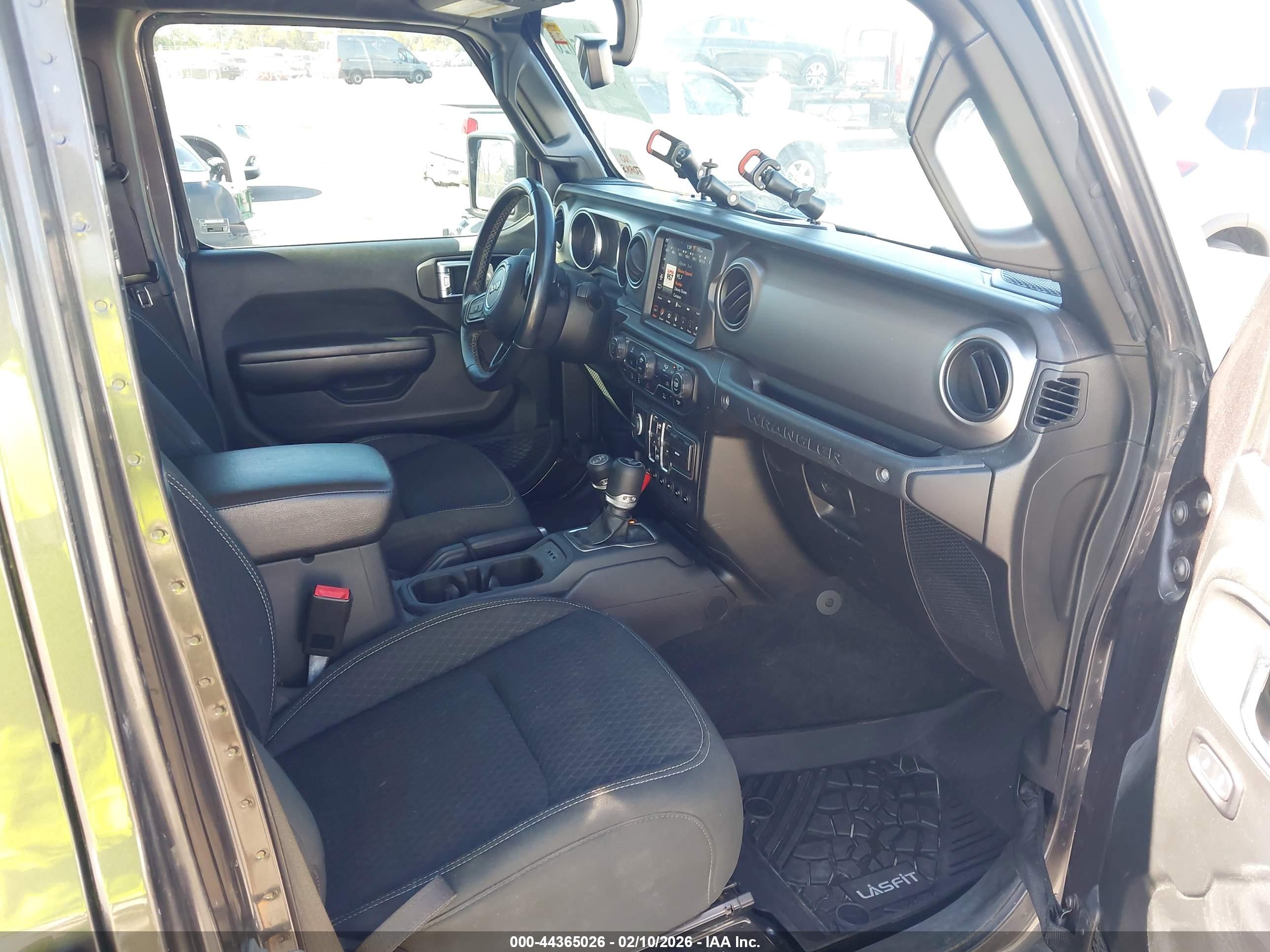 JEEP WRANGLER image 5