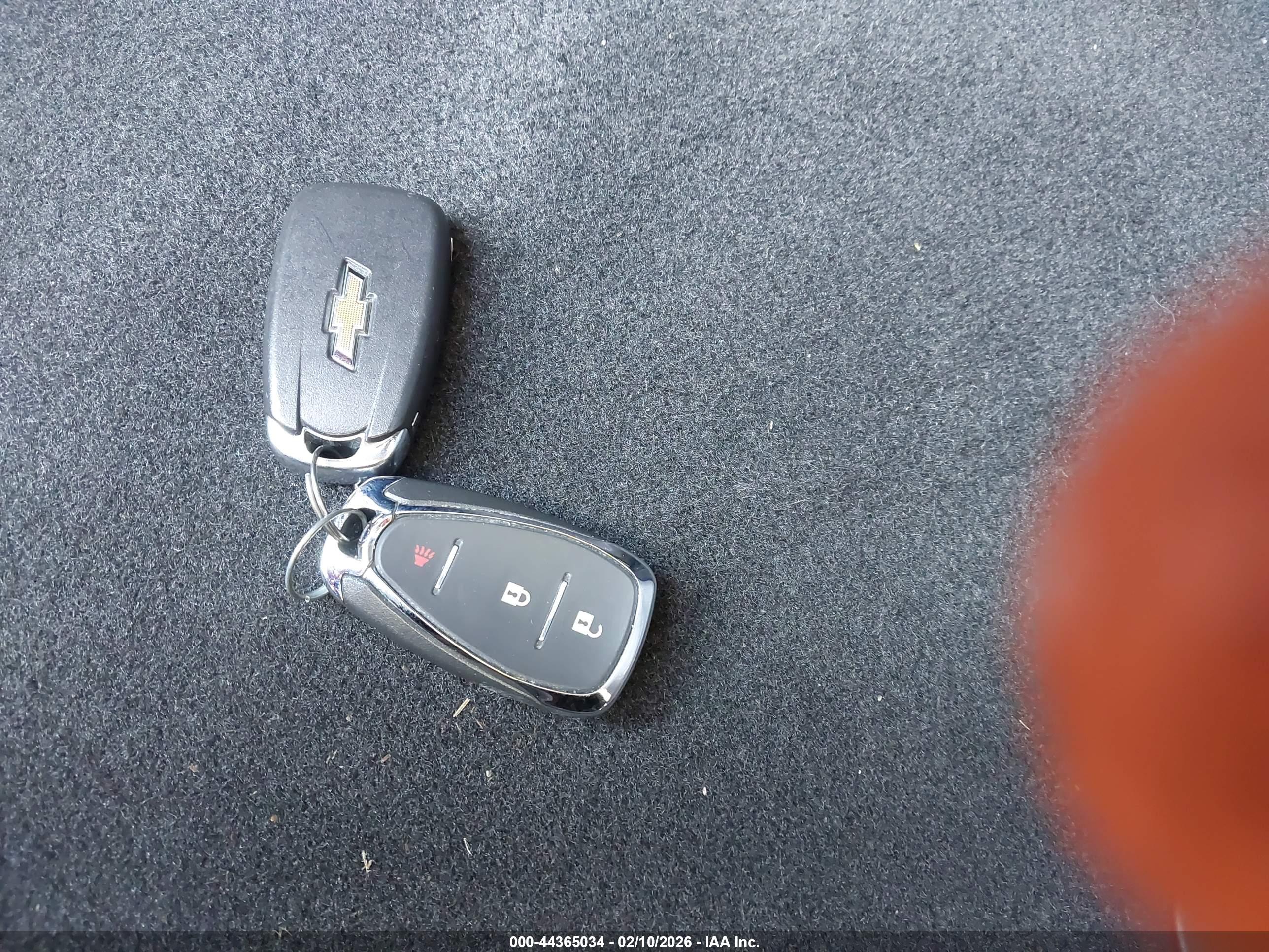 CHEVROLET EQUINOX image 11