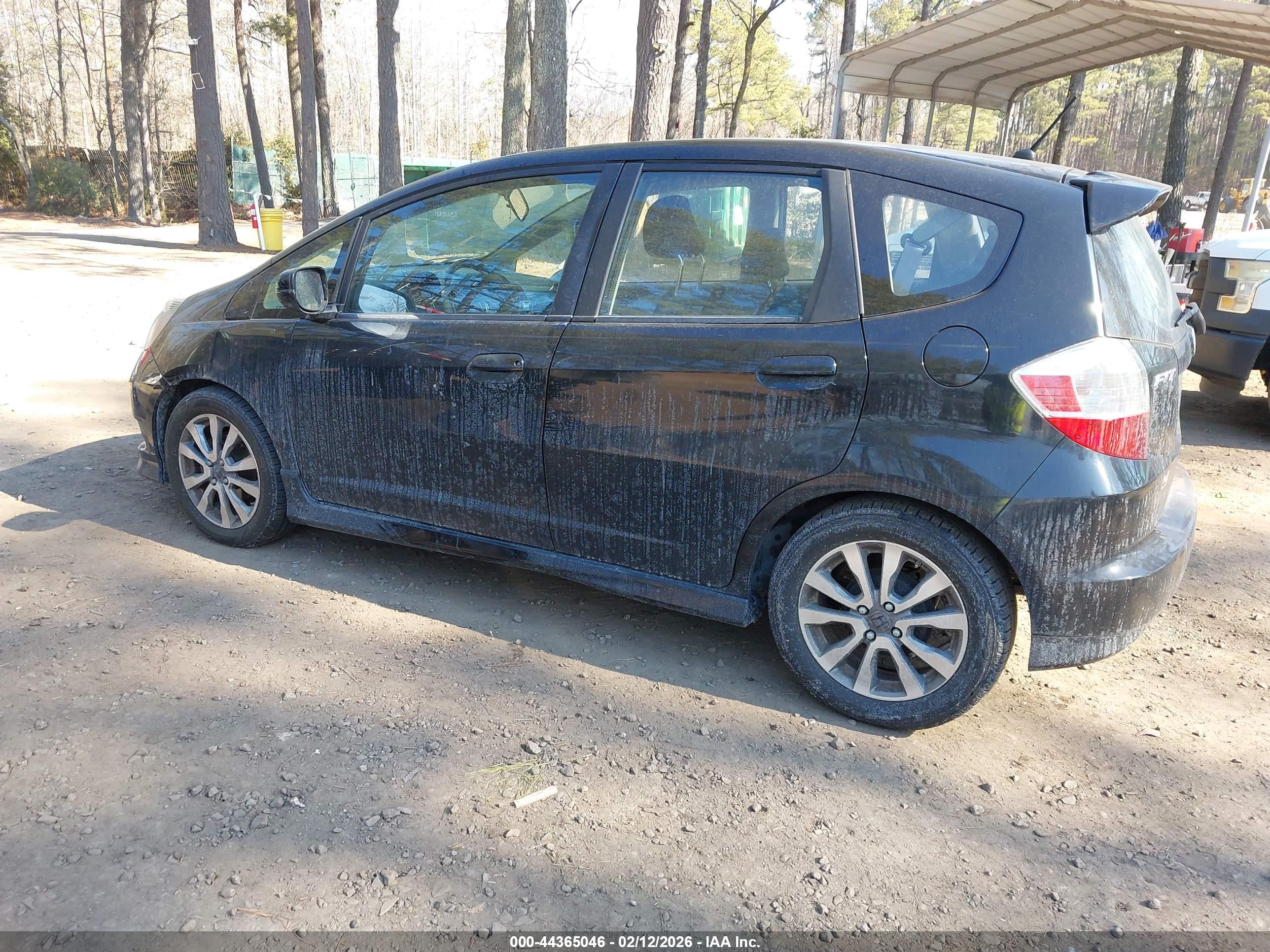 HONDA FIT image 3