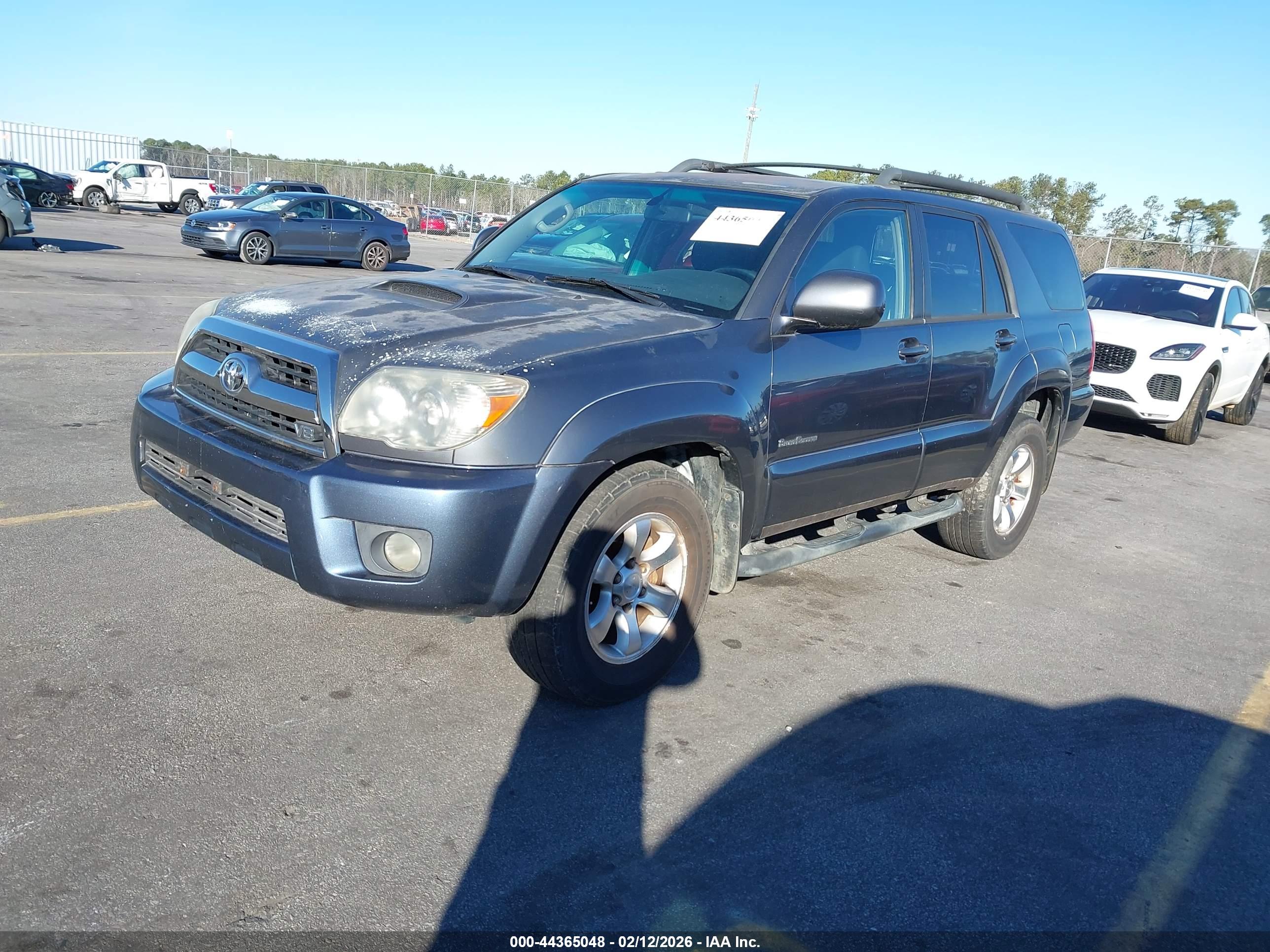 TOYOTA 4RUNNER image 2