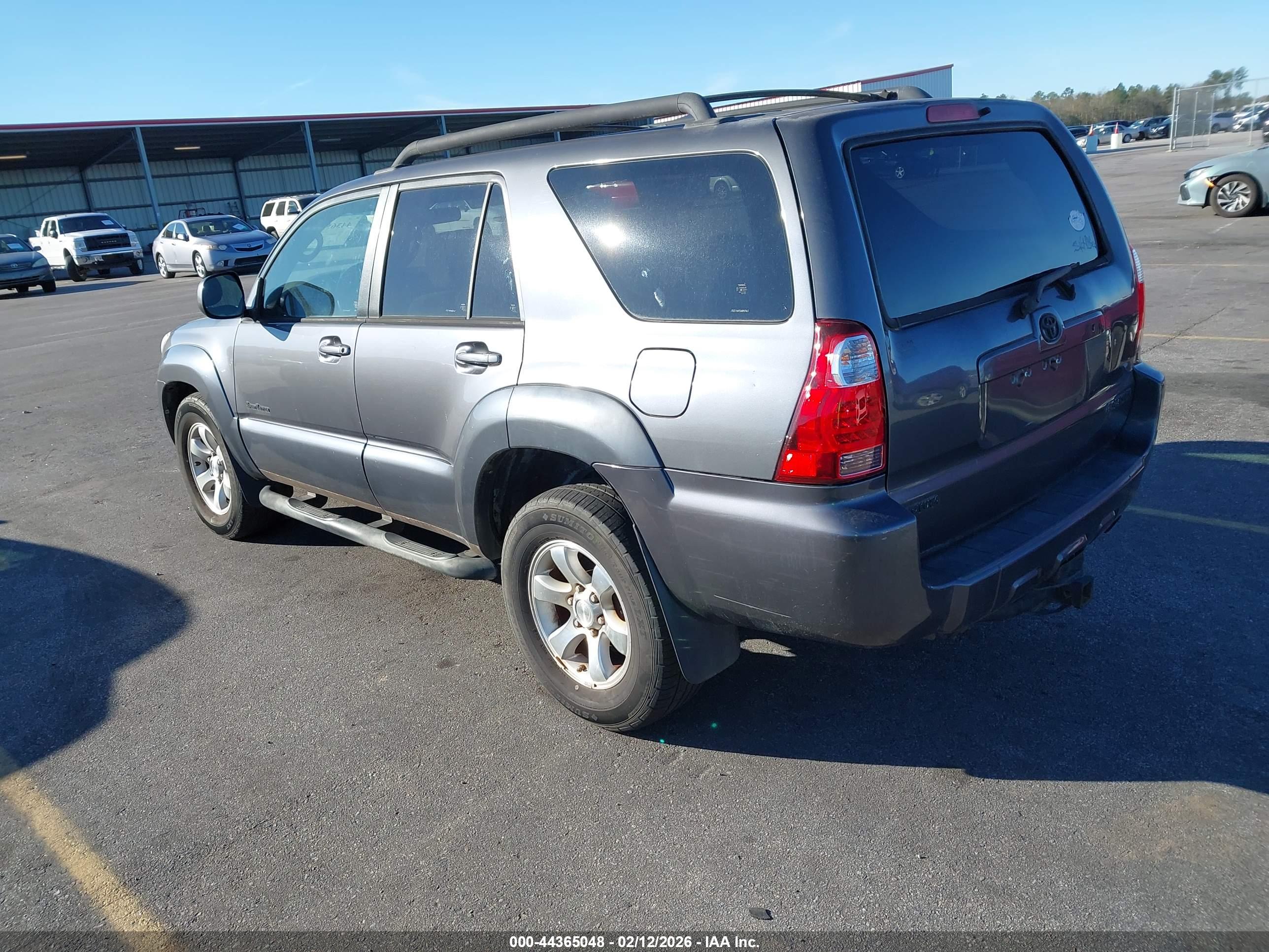 TOYOTA 4RUNNER image 3