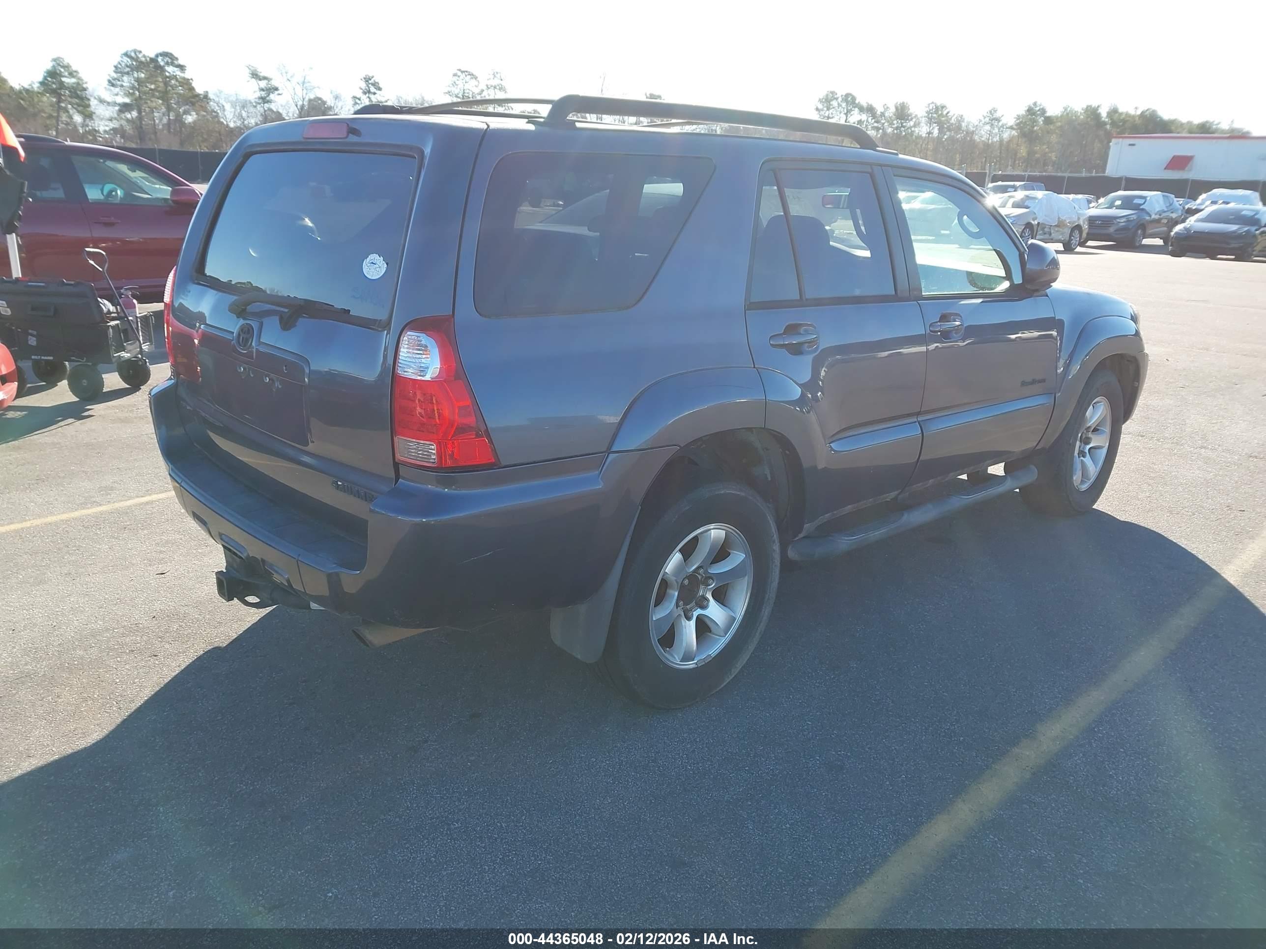 TOYOTA 4RUNNER image 4