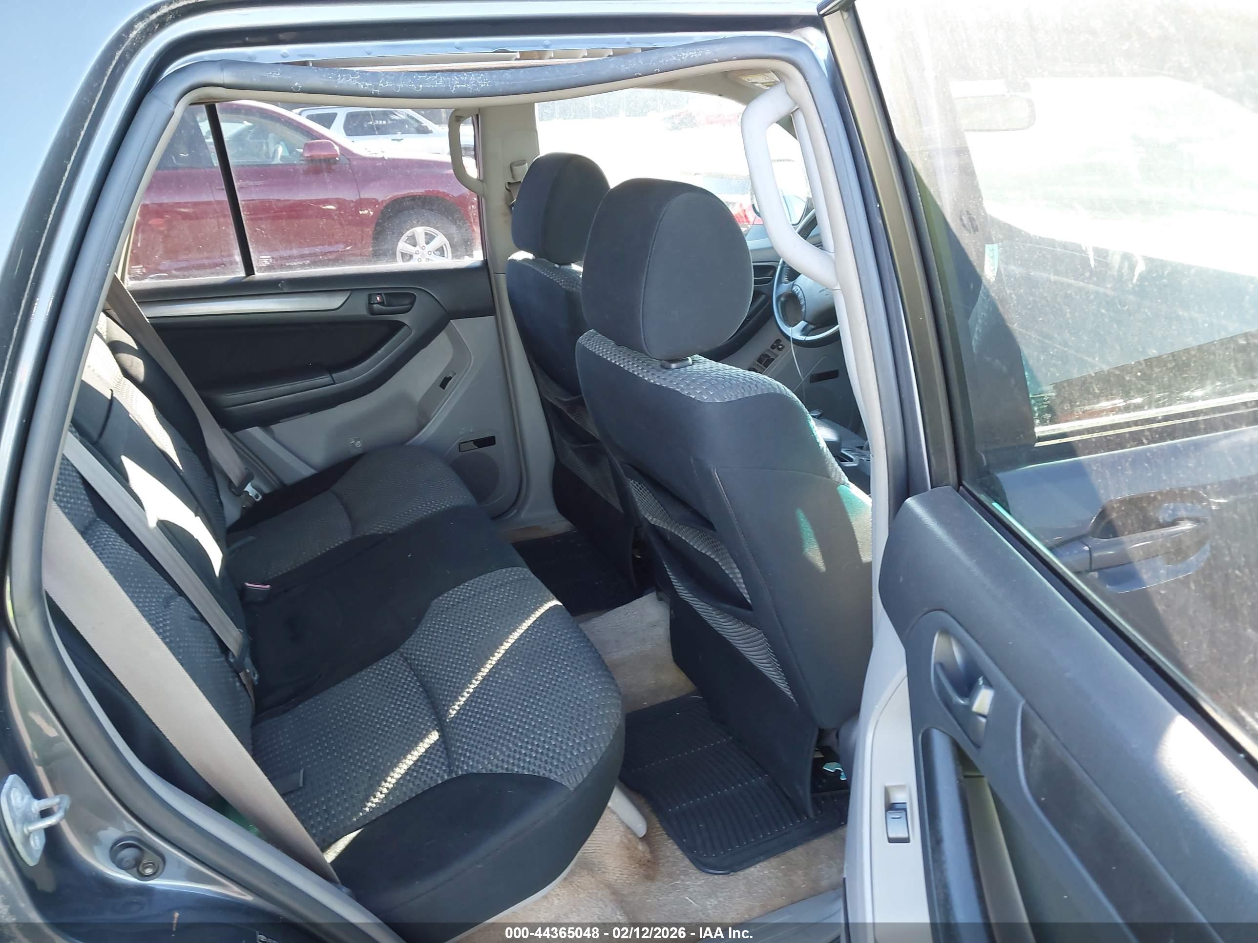 TOYOTA 4RUNNER image 8