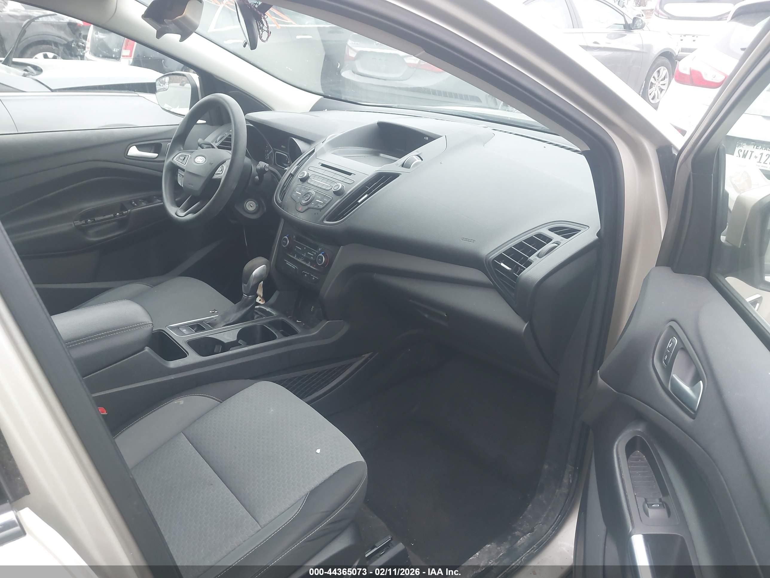 FORD ESCAPE image 5