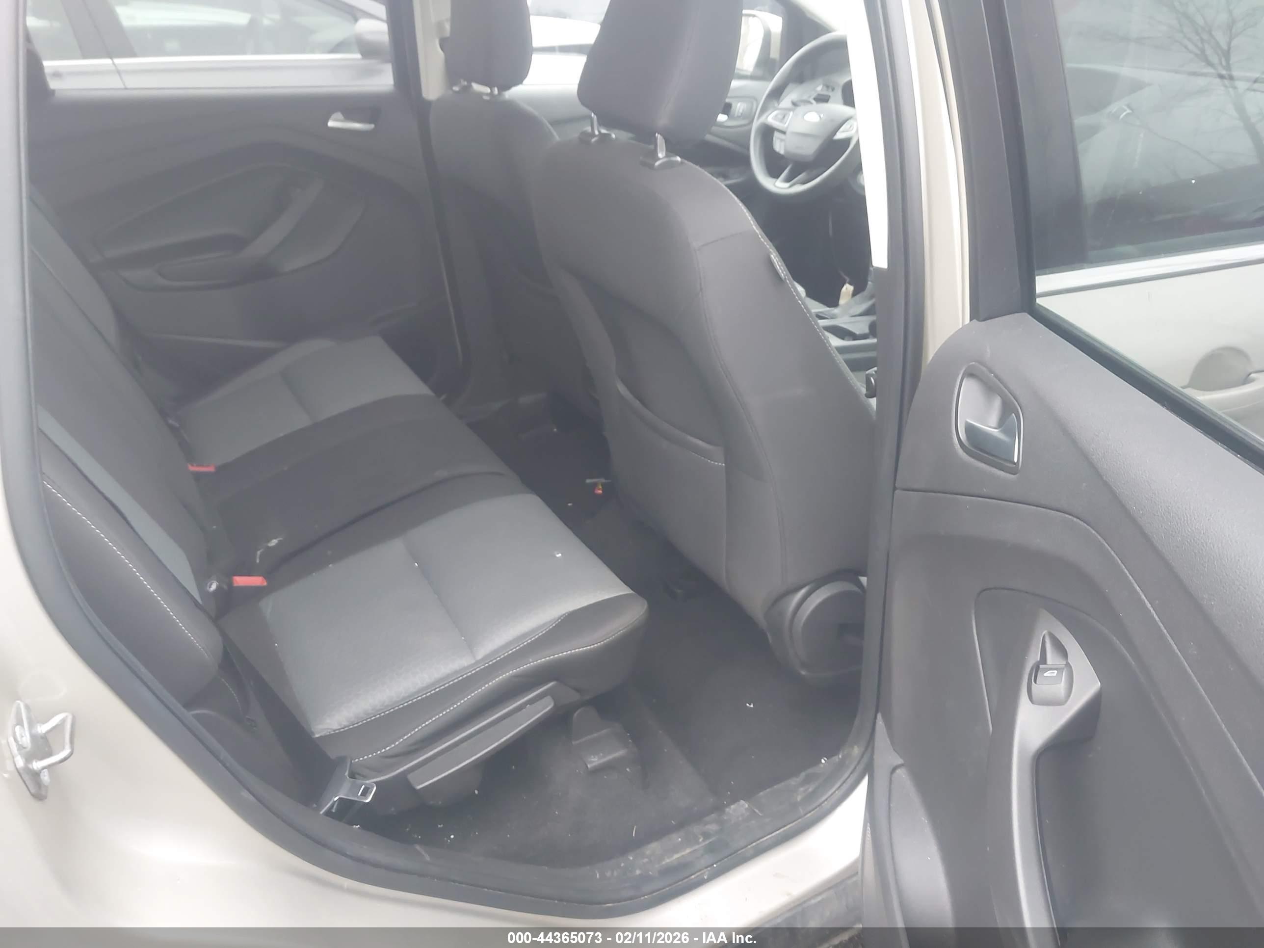 FORD ESCAPE image 8