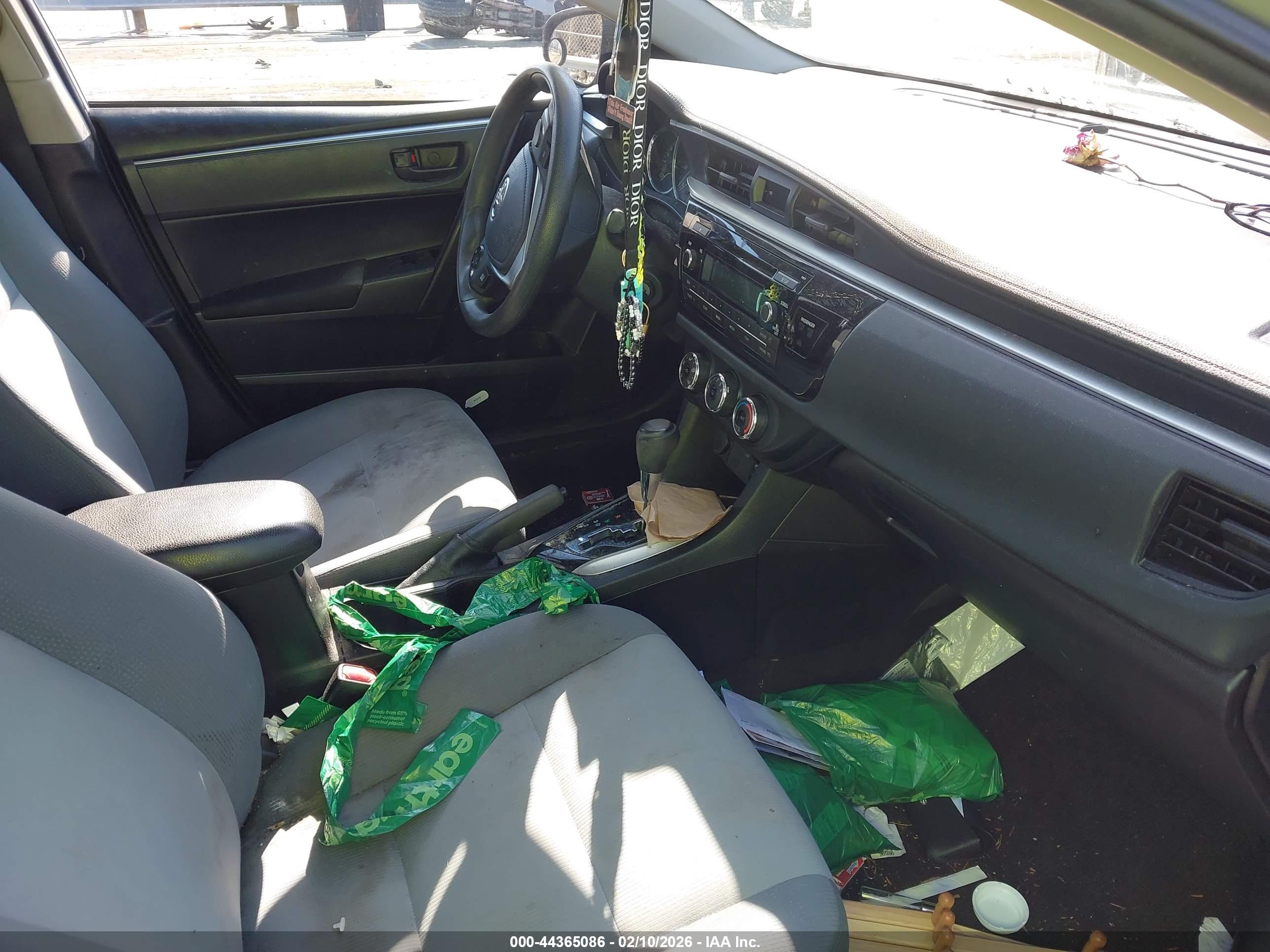 TOYOTA COROLLA image 5