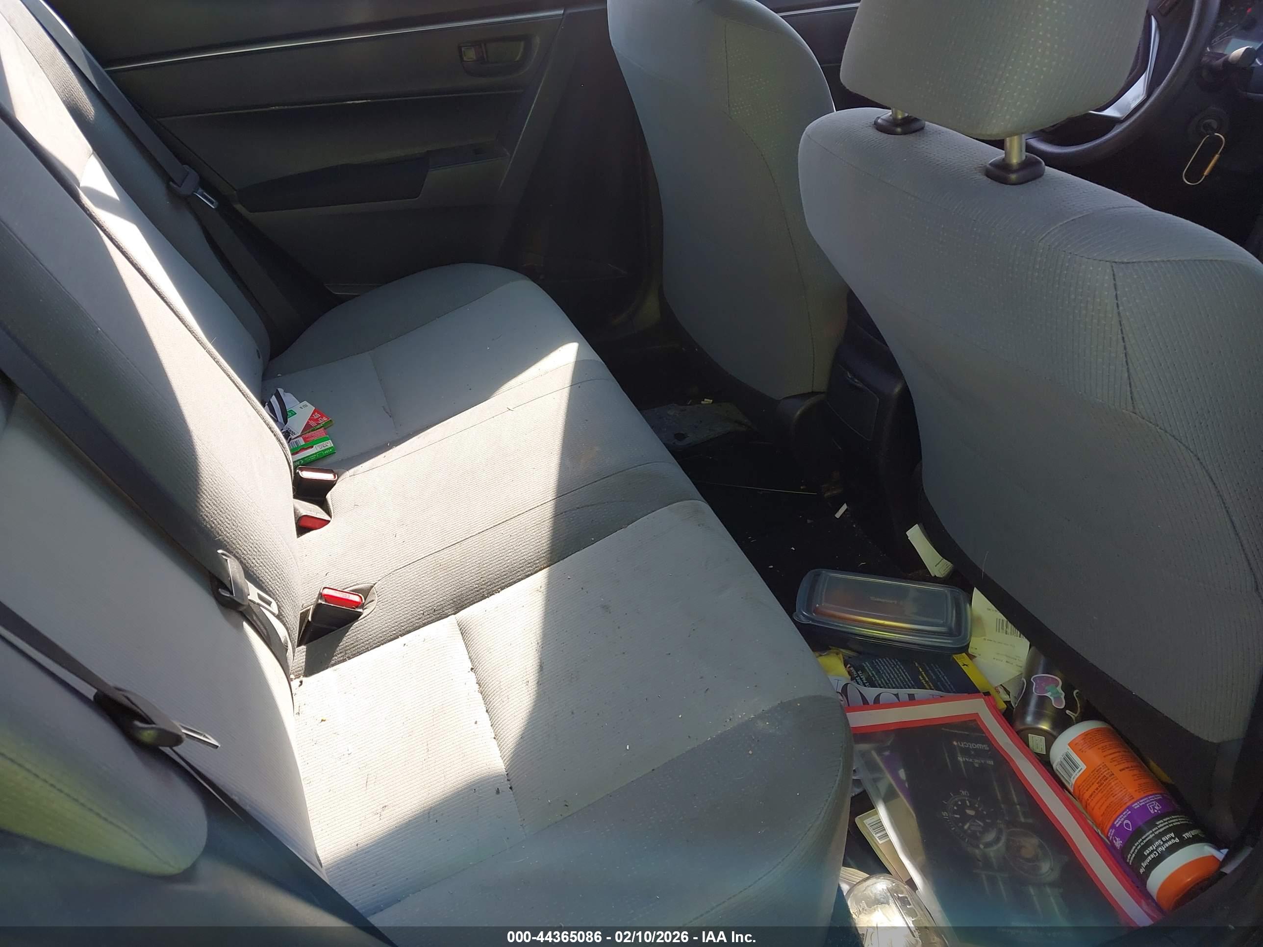 TOYOTA COROLLA image 8