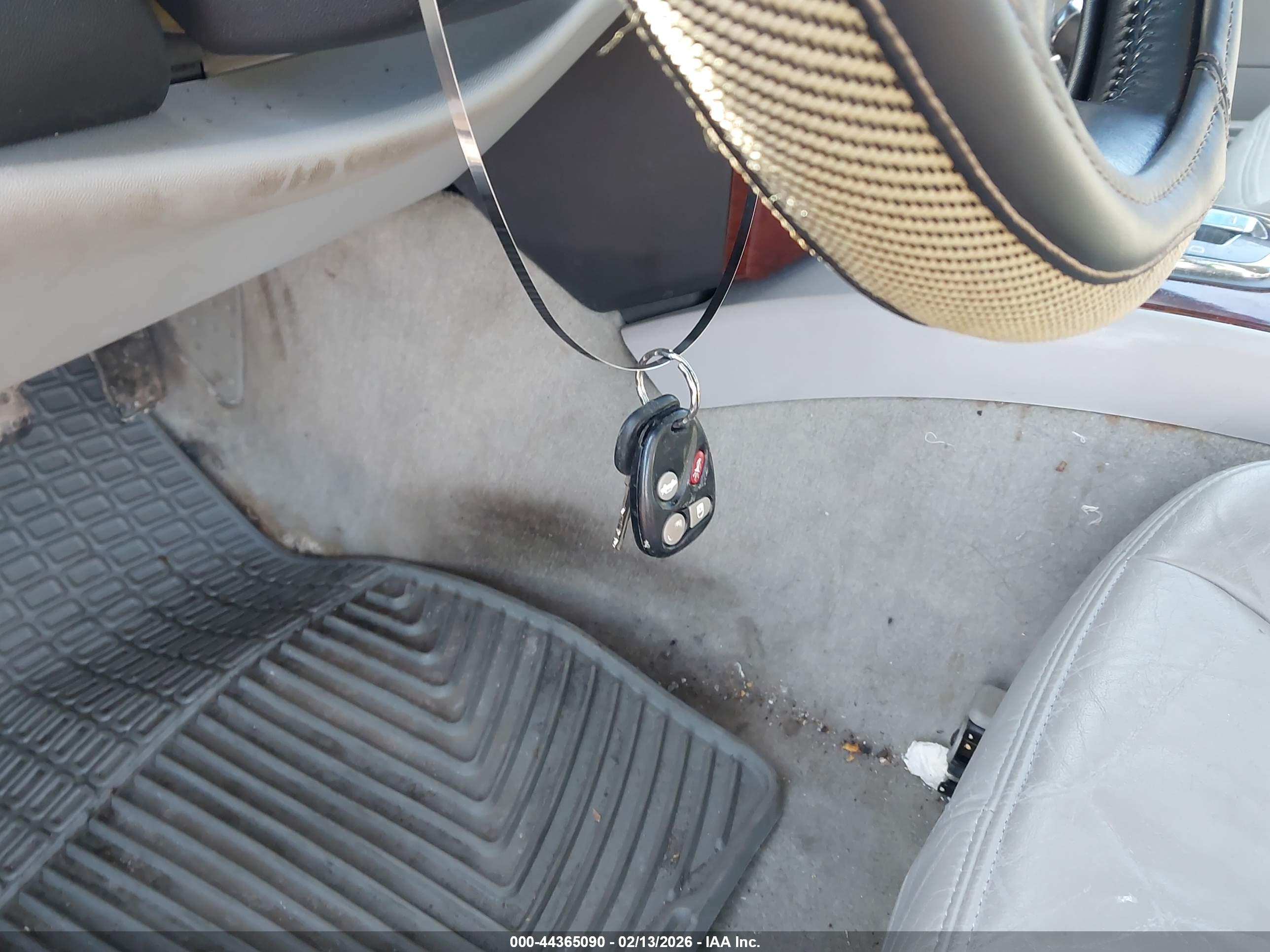 CADILLAC CTS image 11