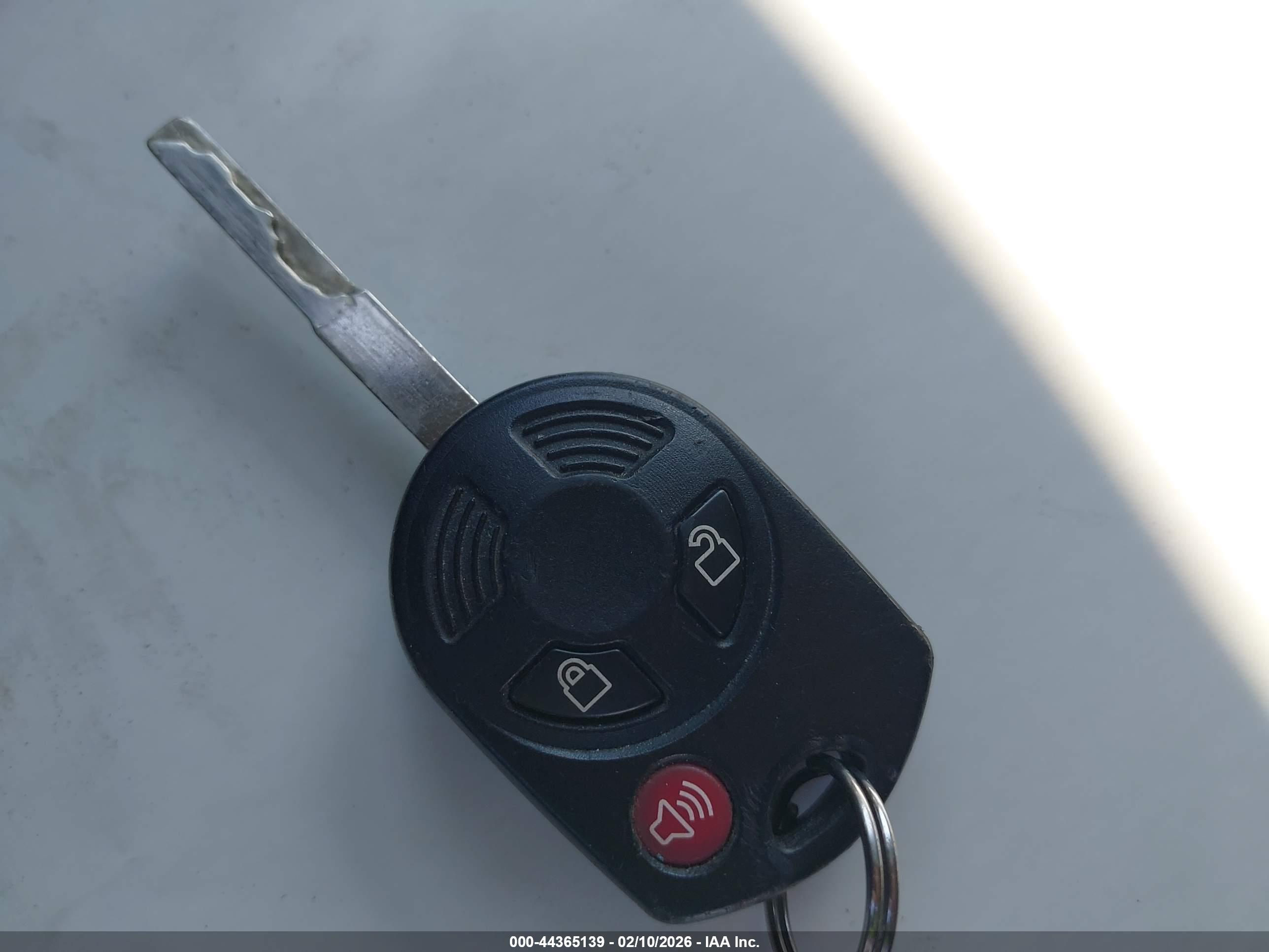 FORD ESCAPE image 11