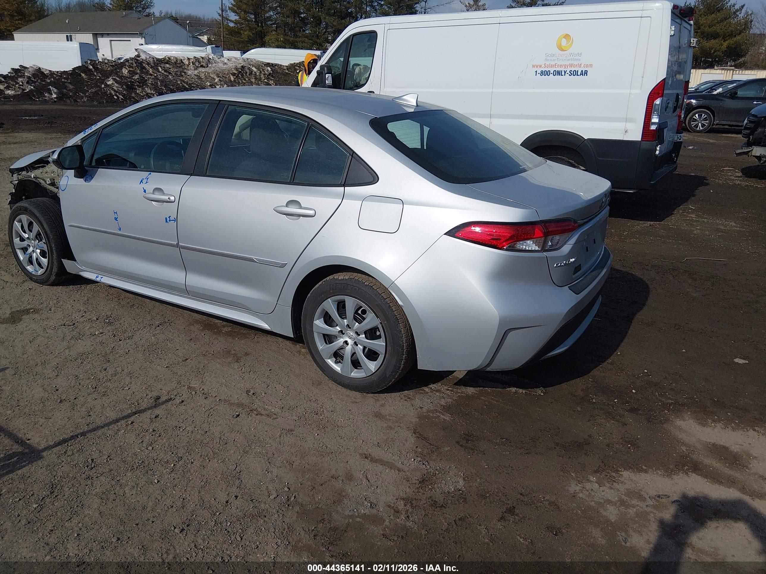 TOYOTA COROLLA image 3