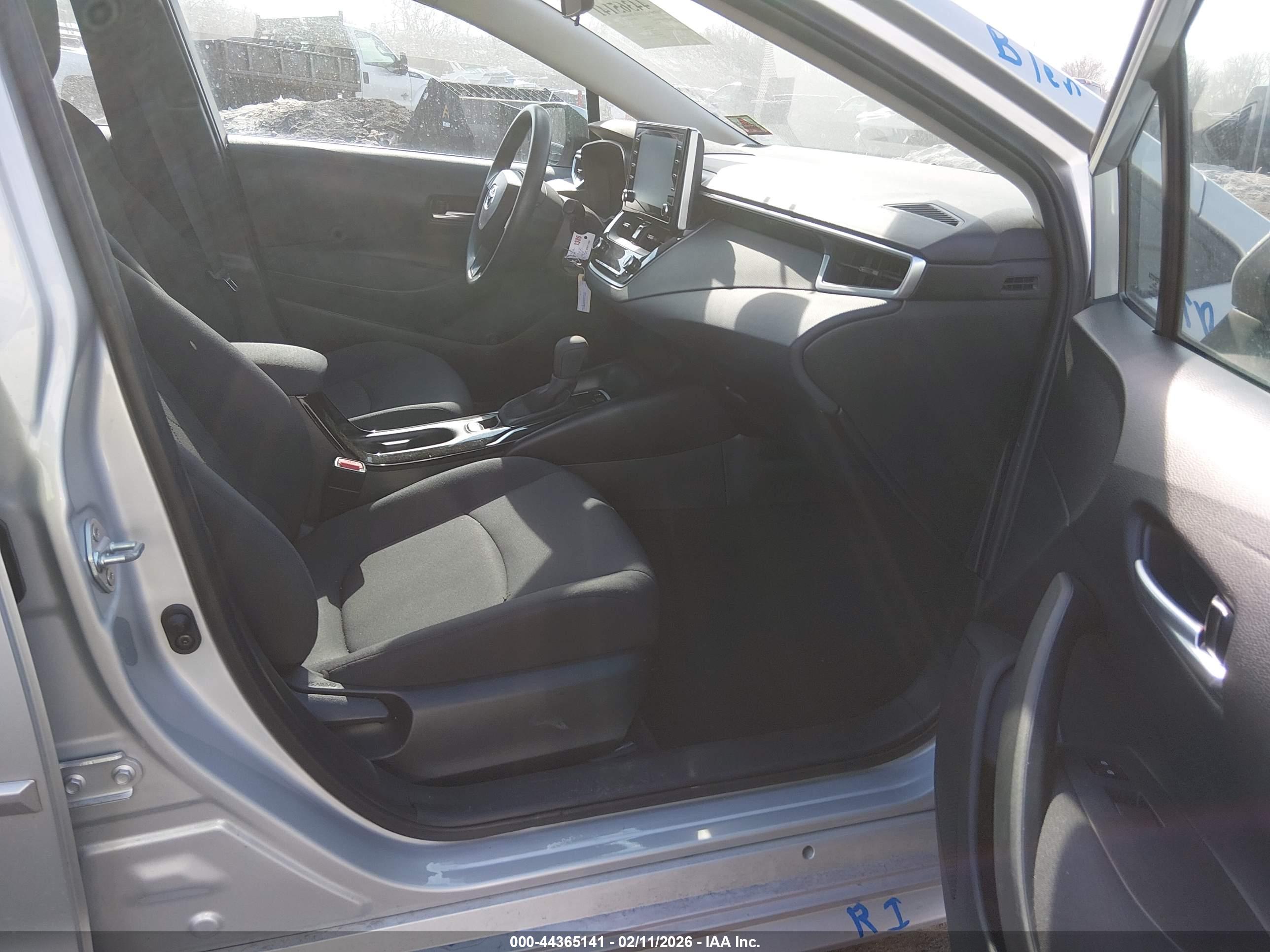 TOYOTA COROLLA image 5