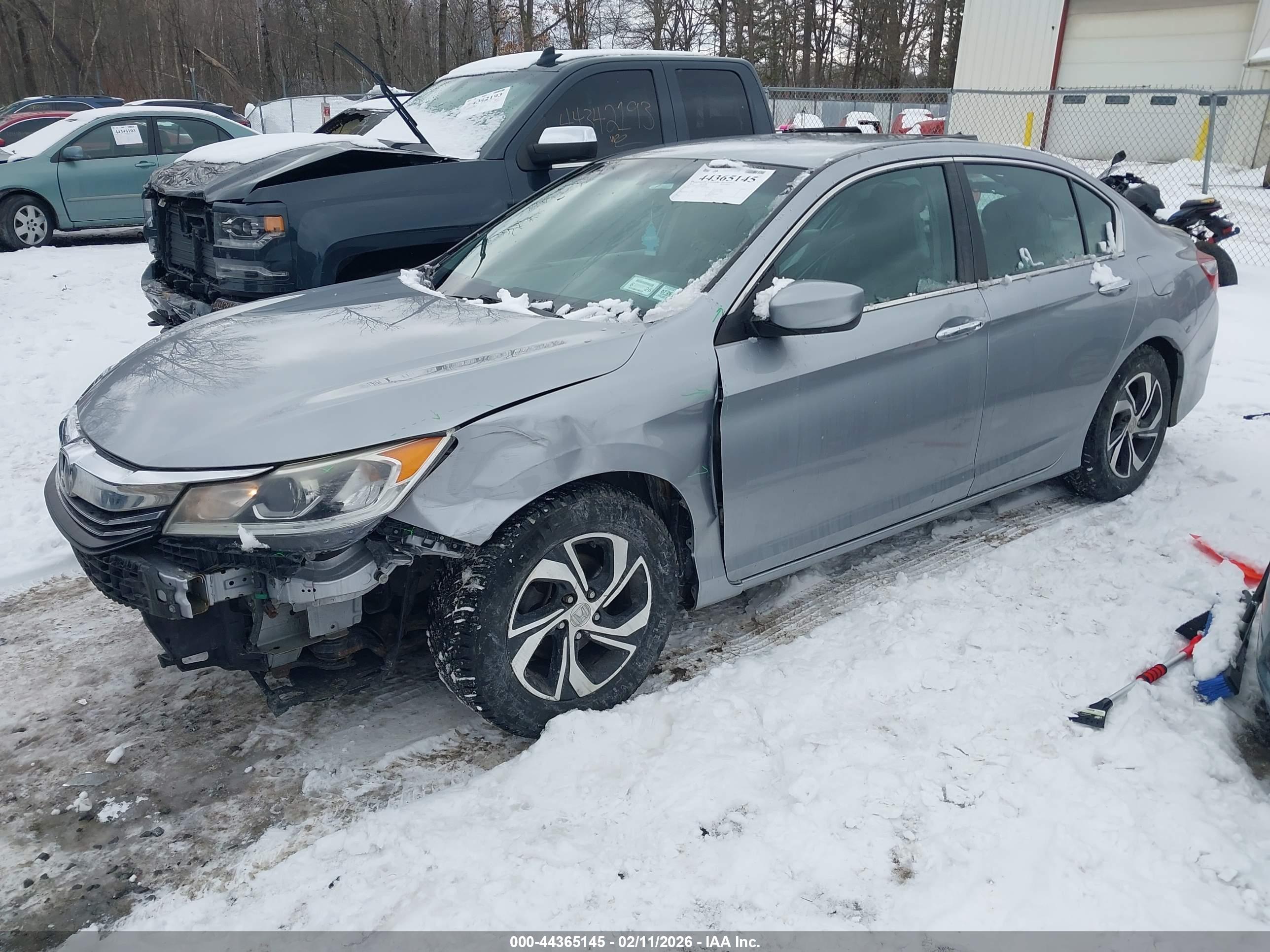 HONDA ACCORD image 2